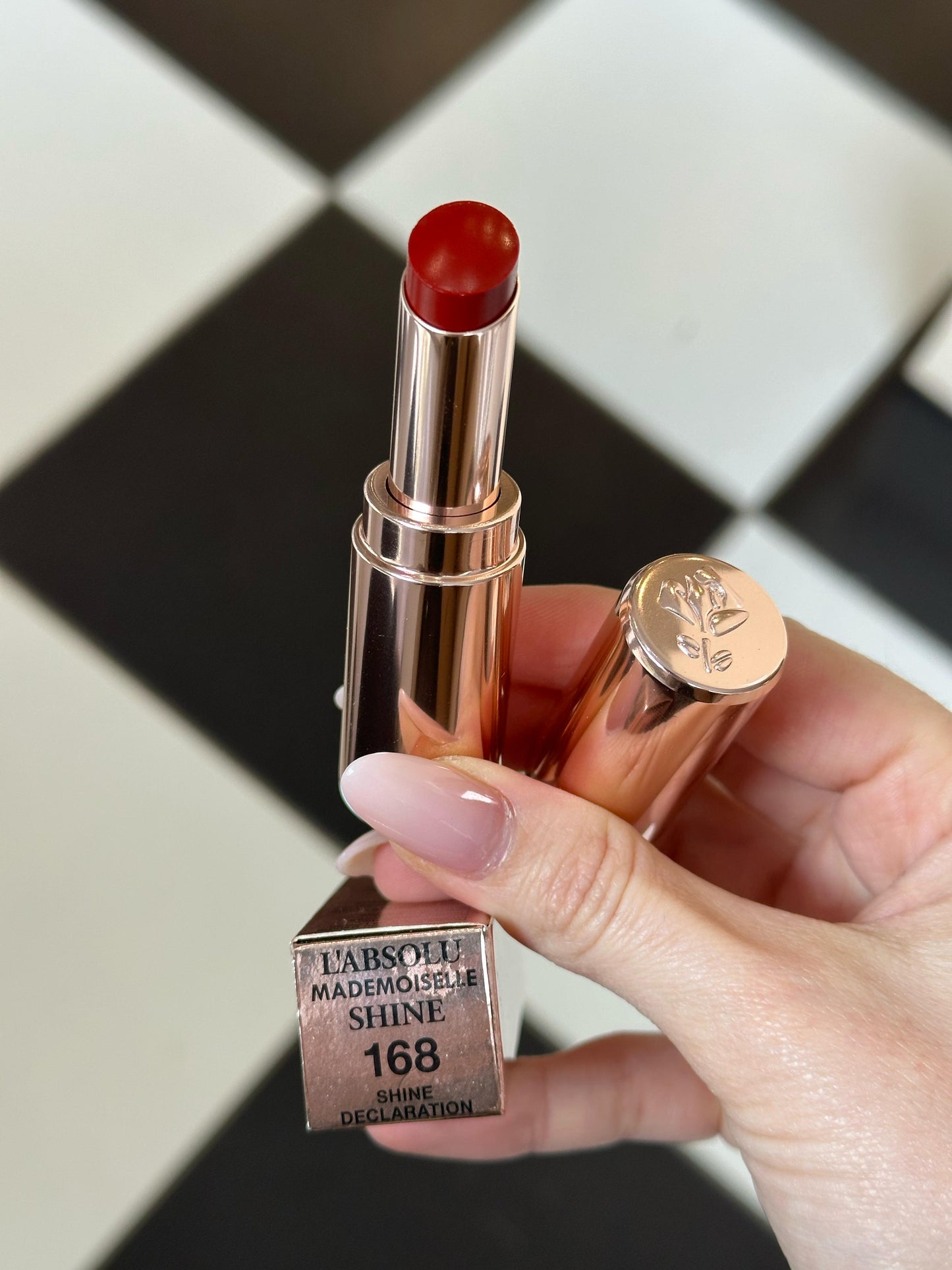 LANCÔME
L'Absolu Mademoiselle Shine (168)
Balmy Healthy Glow Lipstick