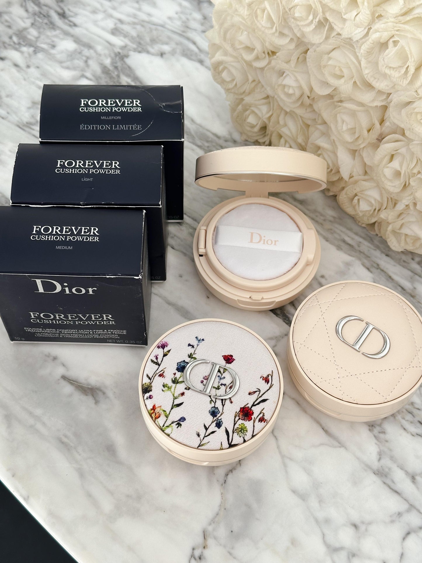 DIOR Forever Cushion Powder
Ultra-Fine and Fresh Skin-Caring Loose Powder - Long Wear