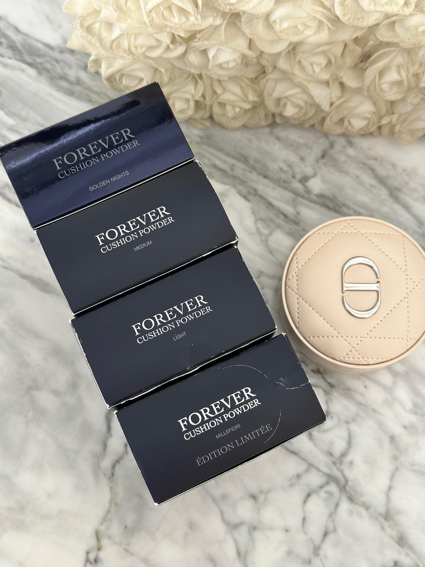 DIOR Forever Cushion Powder
Ultra-Fine and Fresh Skin-Caring Loose Powder - Long Wear