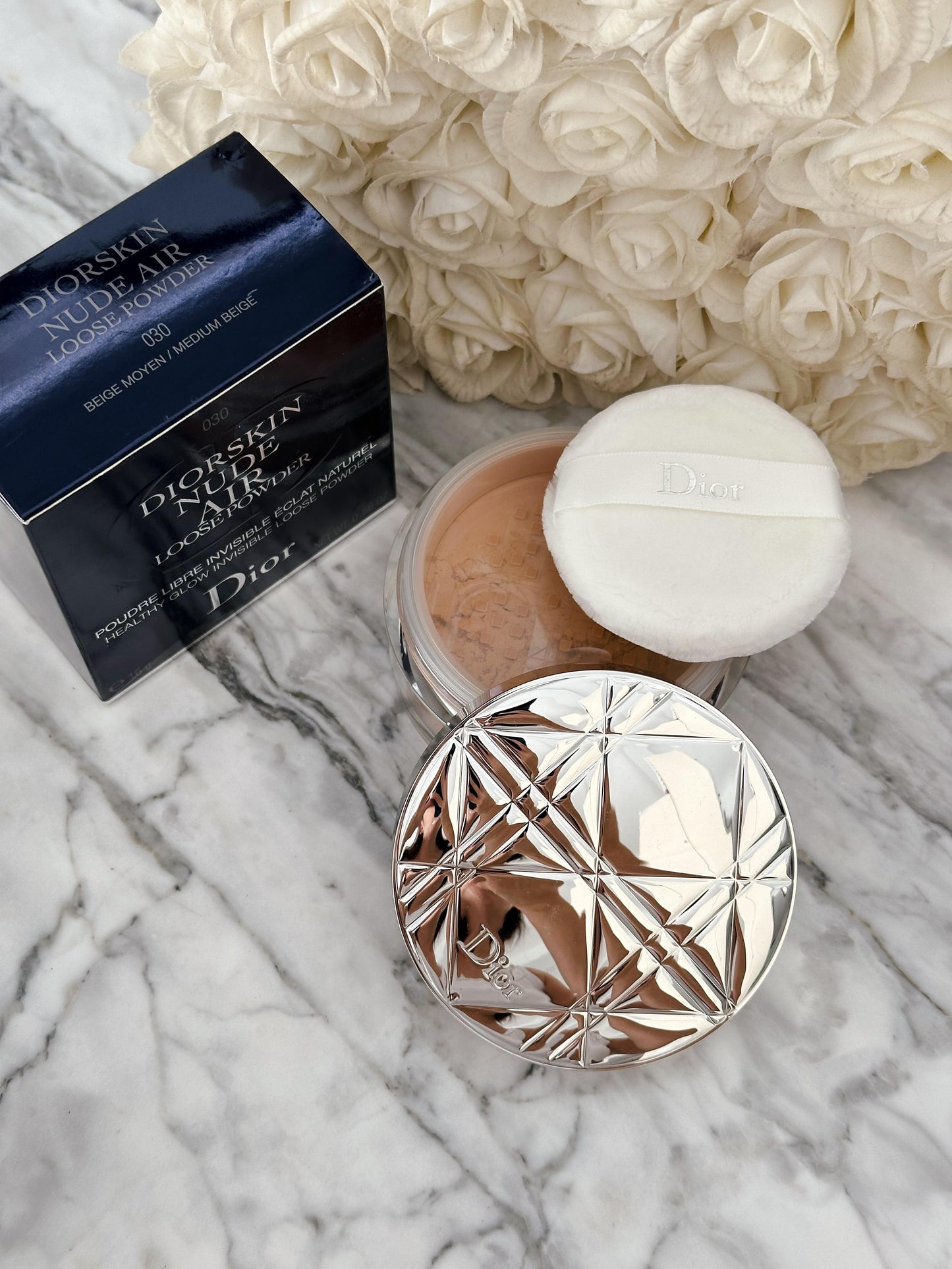 DIOR Diorskin Nude Air Loose Powder
Healthy Glow Invisible