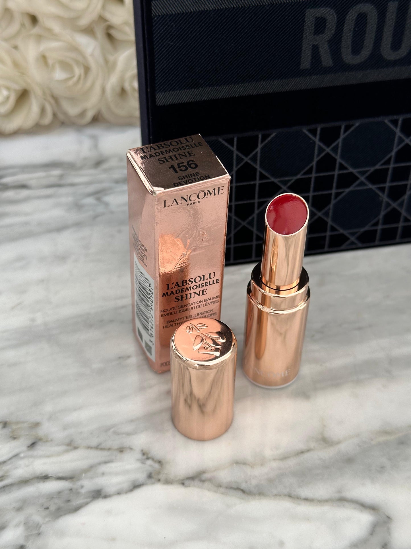 LANCÔME
L'Absolu Mademoiselle Shine (156)
Balmy Healthy Glow Lipstick