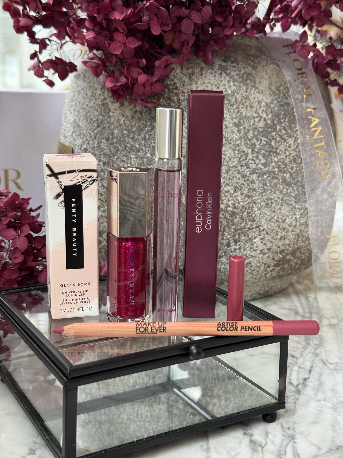 FENTY Gloss + MAKE UP FOR EVER + CK Euphoria Set 5.000ALL