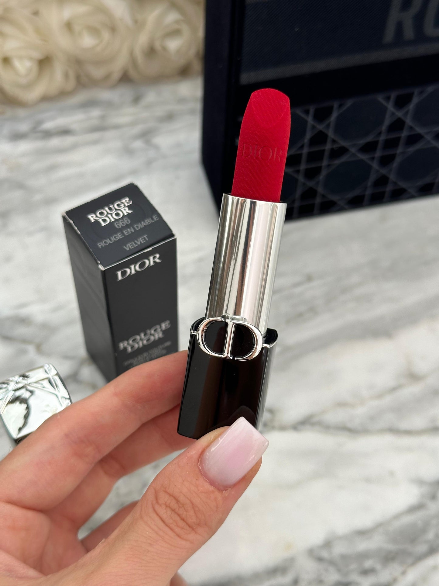 DIOR Rouge (New)
Lipstick Satin, Matte, Velvet Hydrating Floral Lip Care - Long Wear