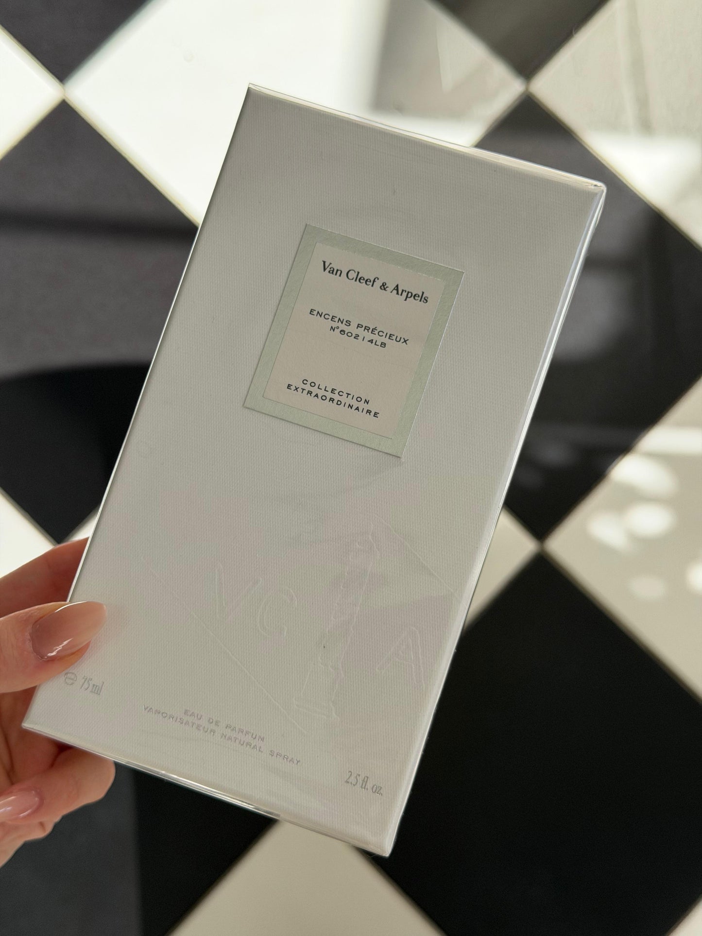 VAN CLEEF & ARPELS Encens Précieux Eau De Parfum - Collection Extraordinaire