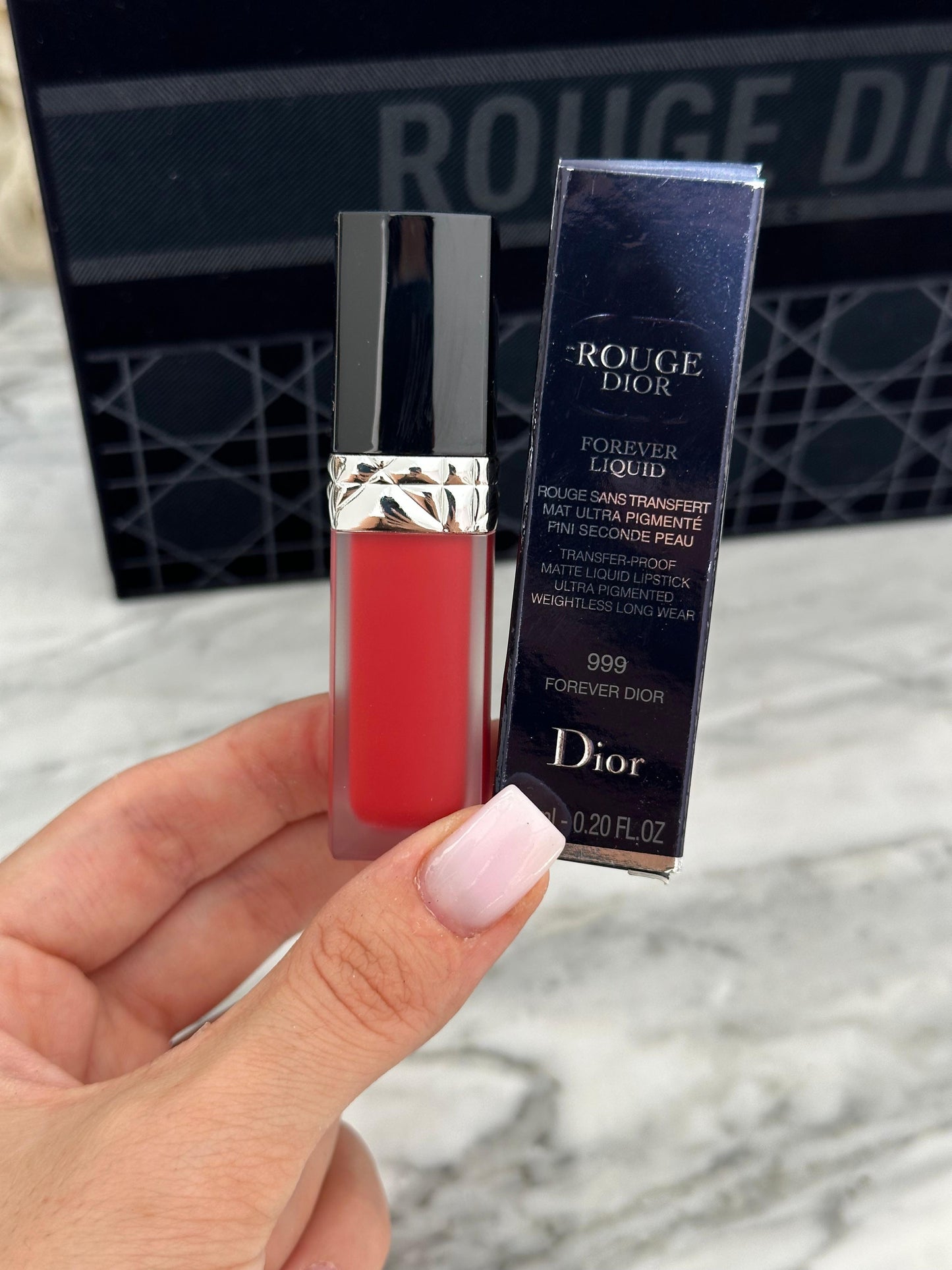 DIOR Rouge Forever Liquid (999)
Transfer-Proof Liquid Lipstick