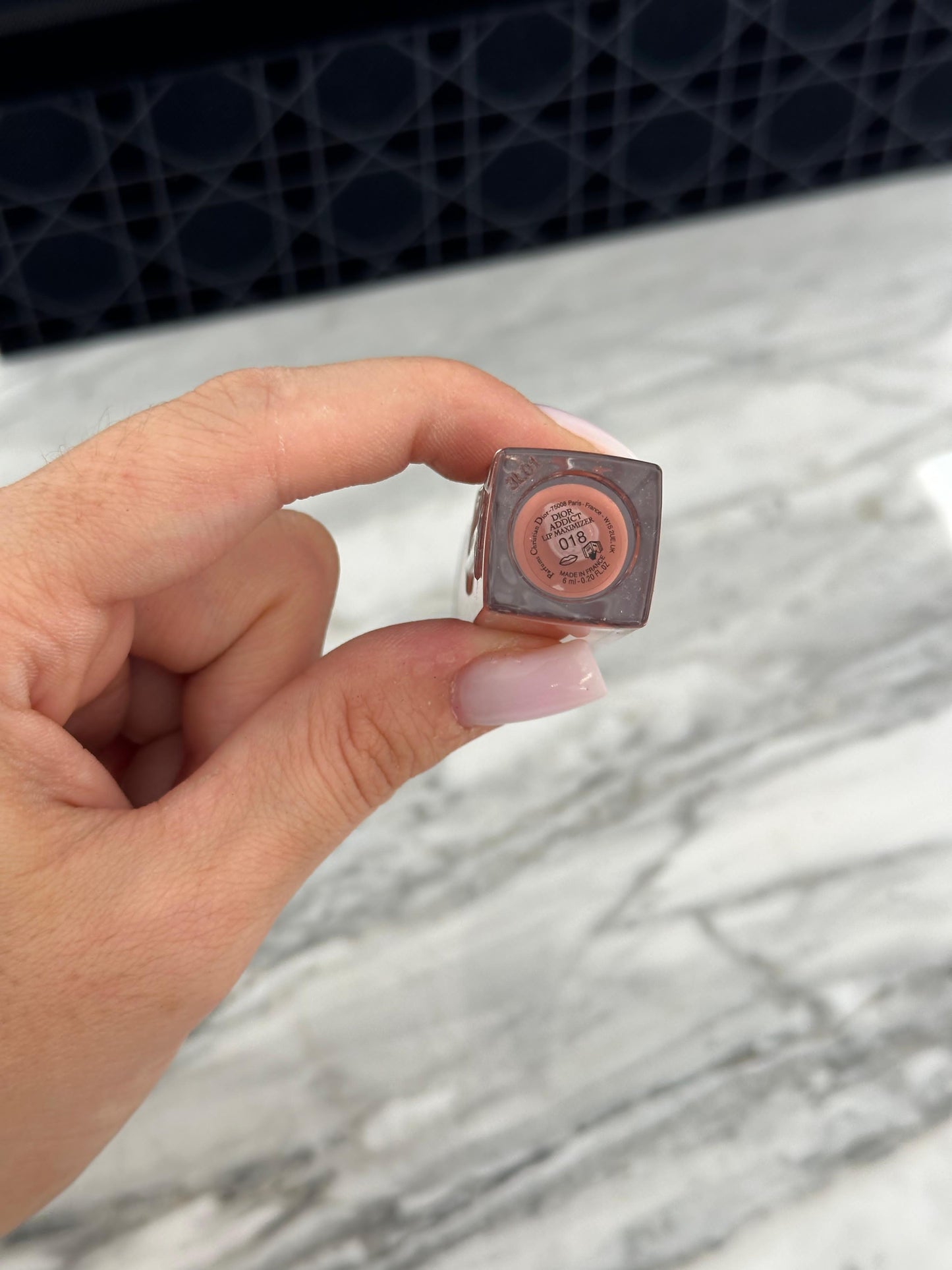 DIOR Addict Lip Maximizer (018)
Plumping Gloss - Instant and Long-Term Volume Effect - 24h Hydration