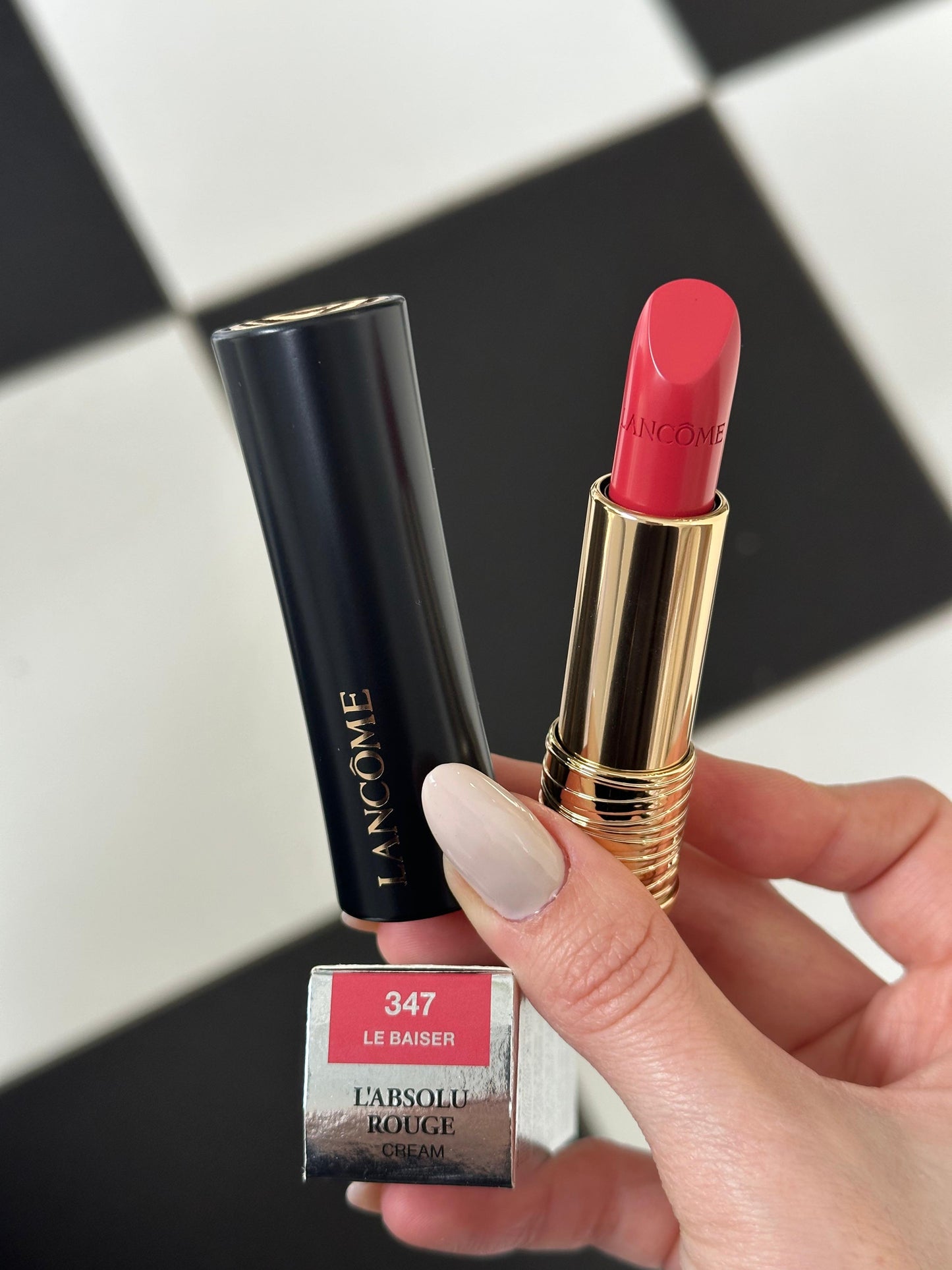 LANCÔME L'Absolu Rouge Cream Lipstick 18H Comfort, Hydrating and Shaping Lipcolor