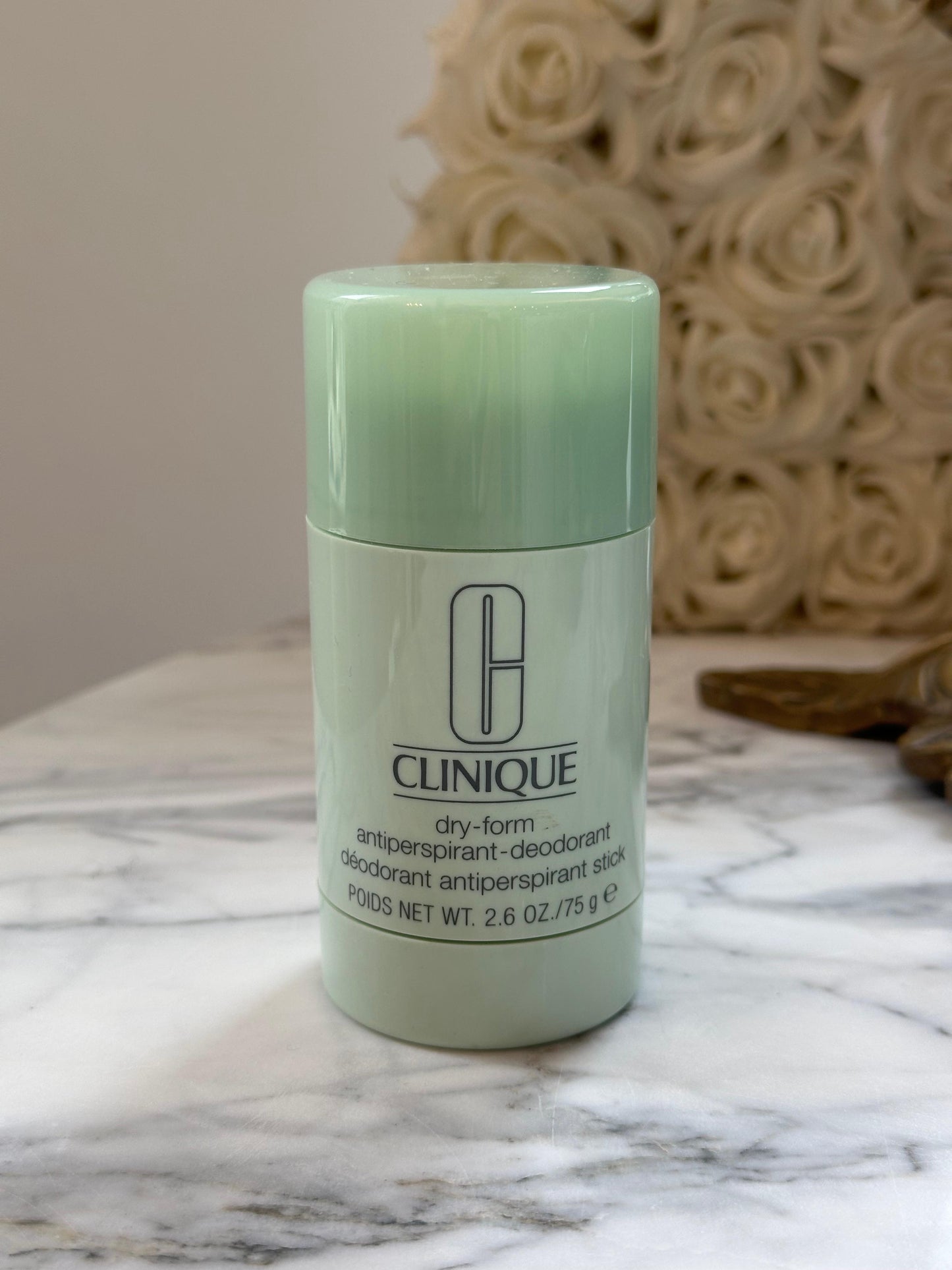 CLINIQUE Dry Form AntiPerspirant Deodorant Stick 75g