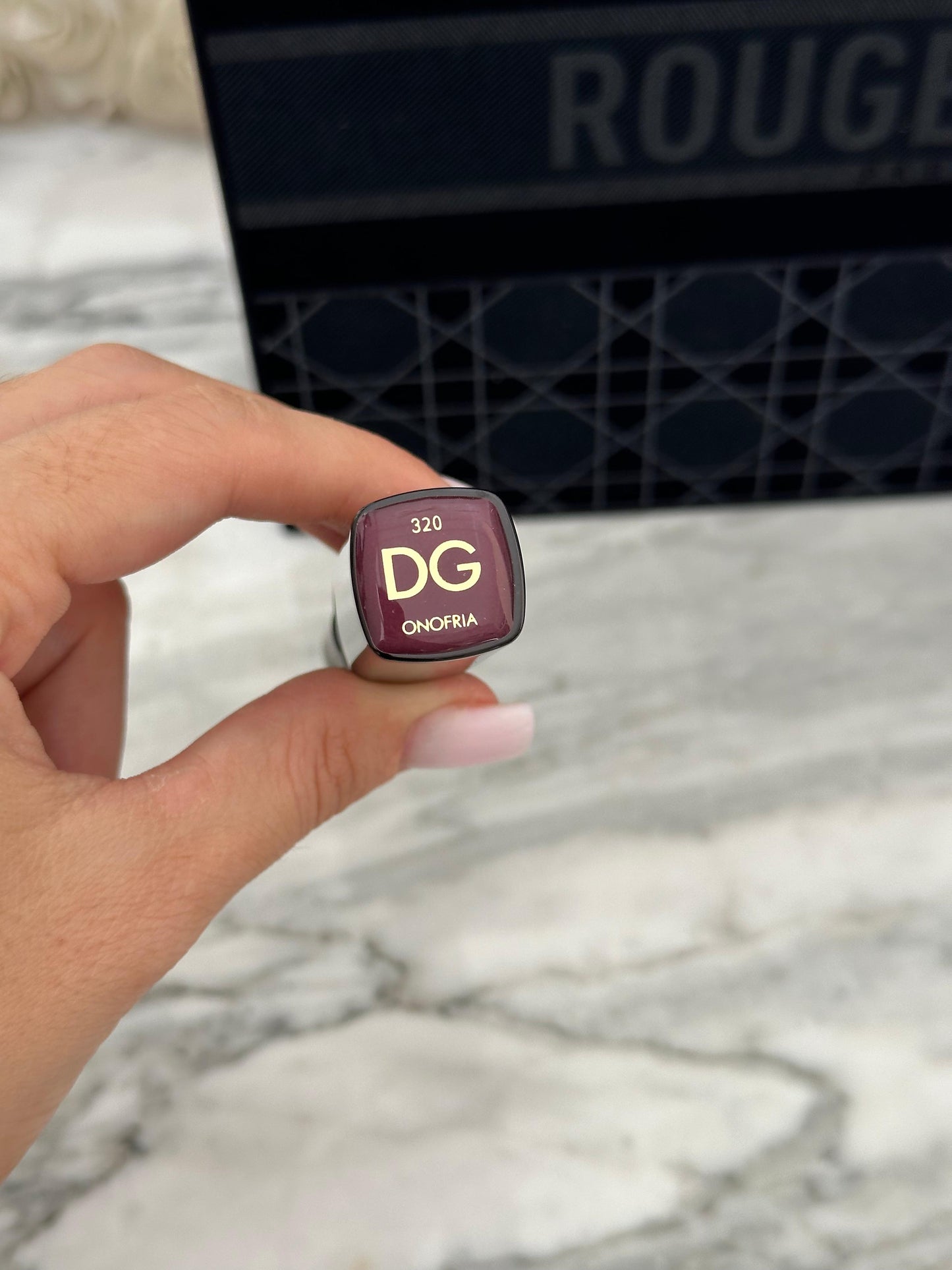 DOLCE&GABBANA
Miss Sicily Colour And Care Lipstick (320)