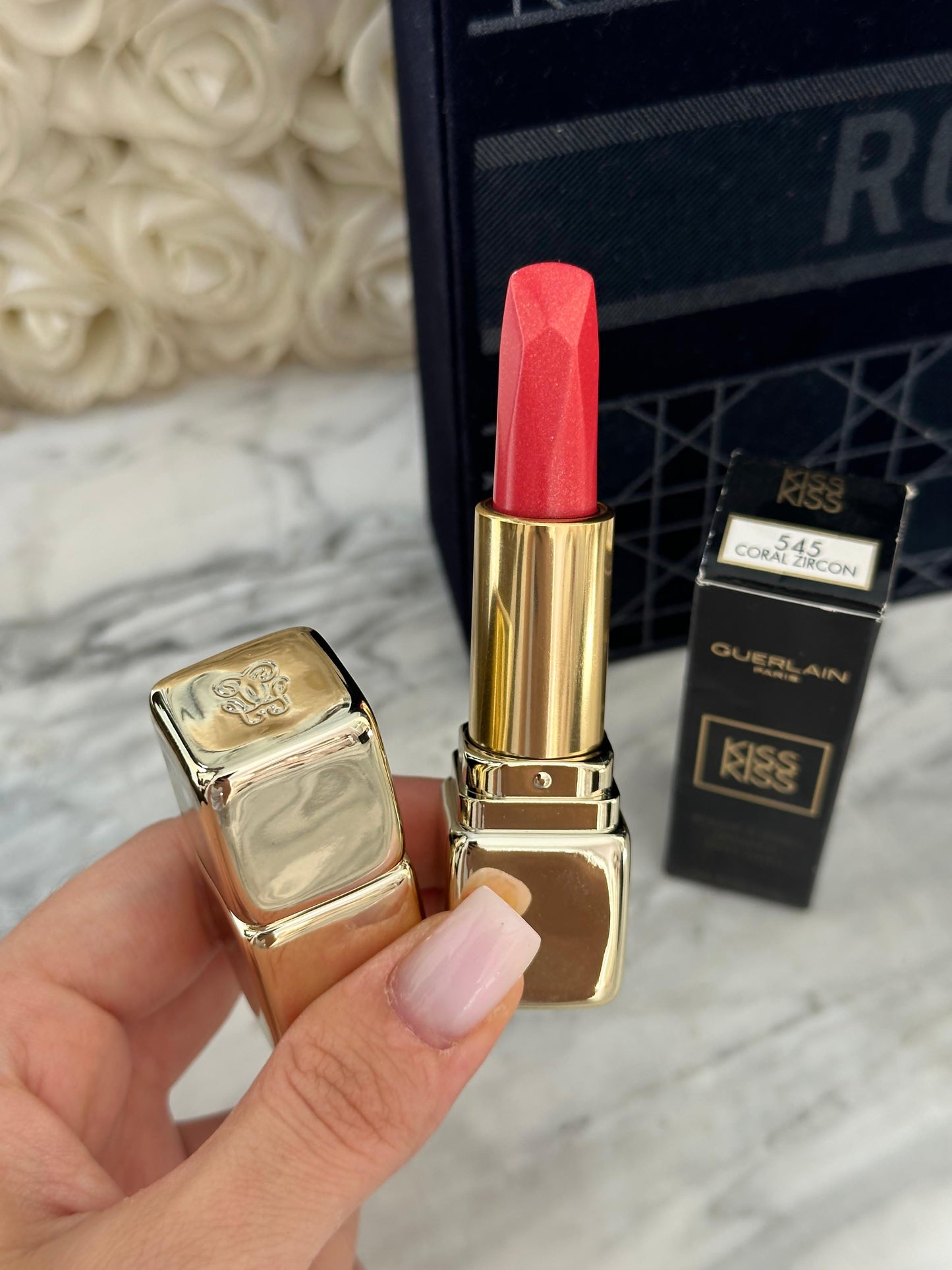 GUERLAIN Kisskiss
Shaping Cream Lip Color