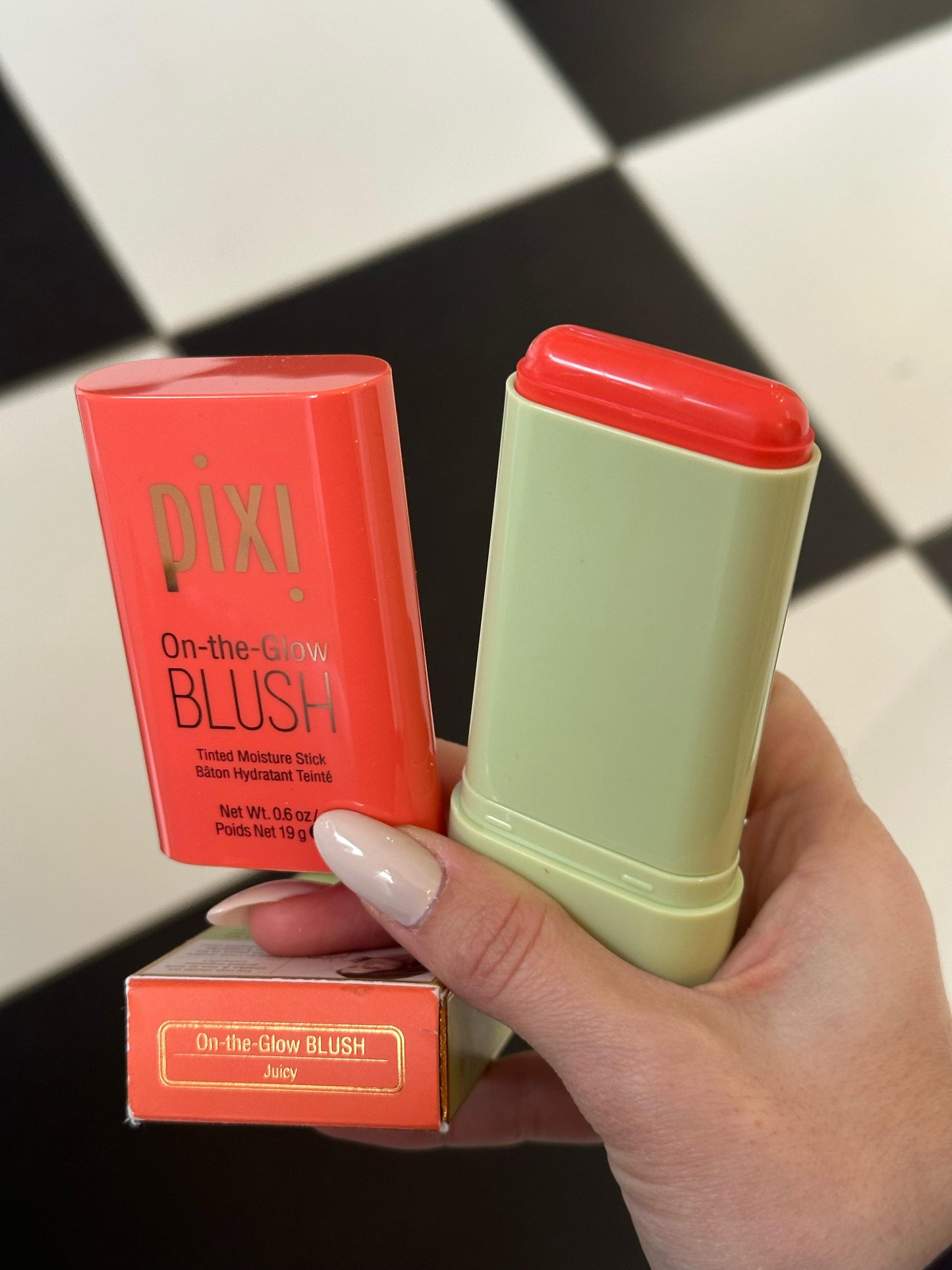 PIXI On-the-Glow Blush
pH Tinted Moisture Stick - Juicy