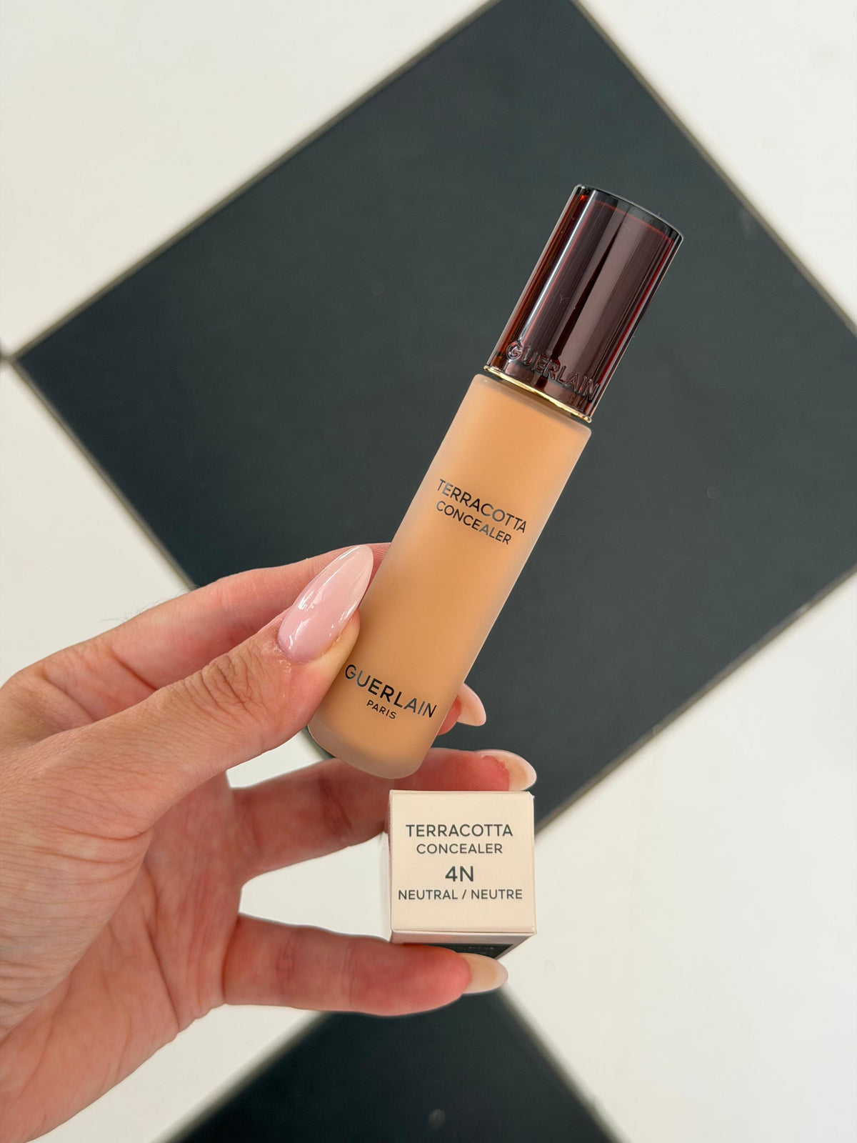 GUERLAIN Terracotta Concealer (4N)
Natural Perfection 24H Wear – No-Transfer