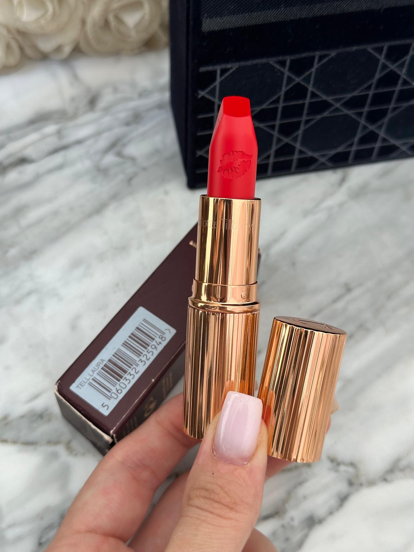 CHARLOTTE TILBURY
Matte Revolution Lipstick - Tell Laura