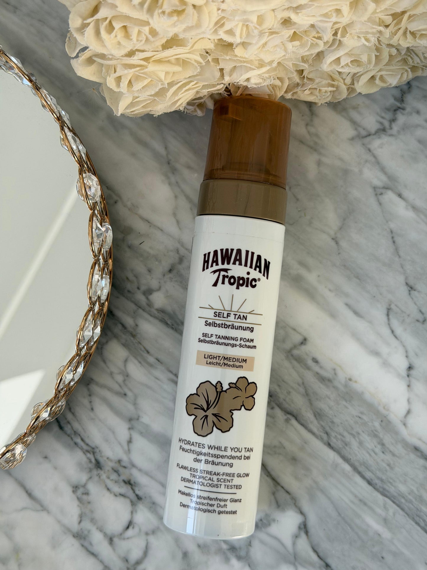 Hawaiian Tropic Self Tanning Foam - Light Medium