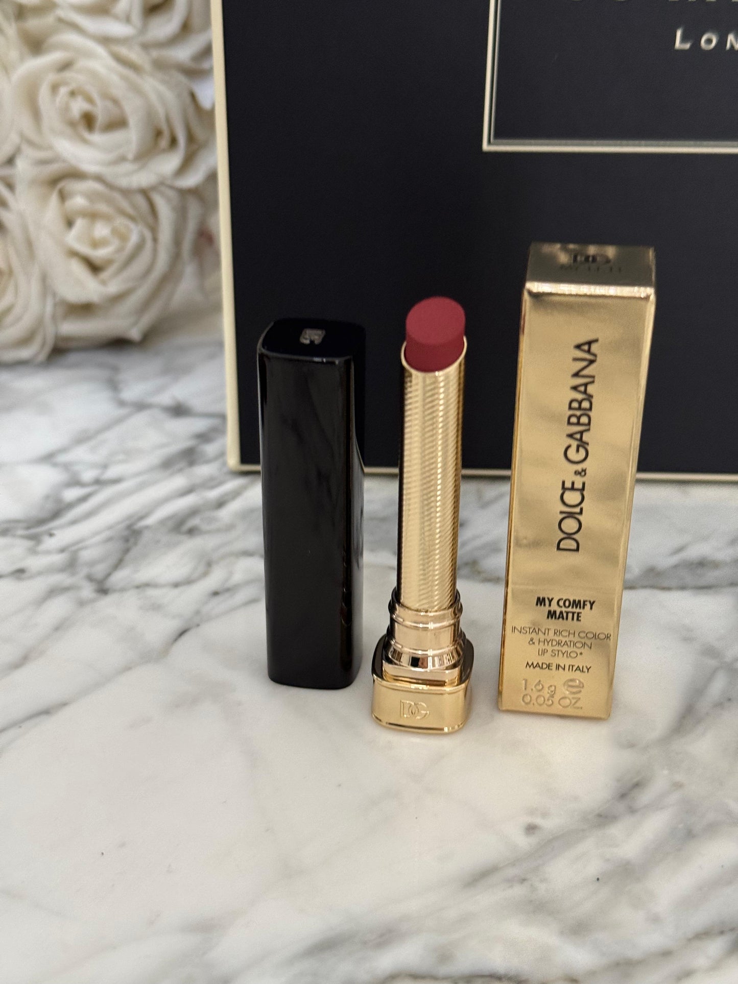 DOLCE&GABBANA My Comfy Matte Lipstick - My 11.11
Instant Rich Color & Hydration Lip Stylo