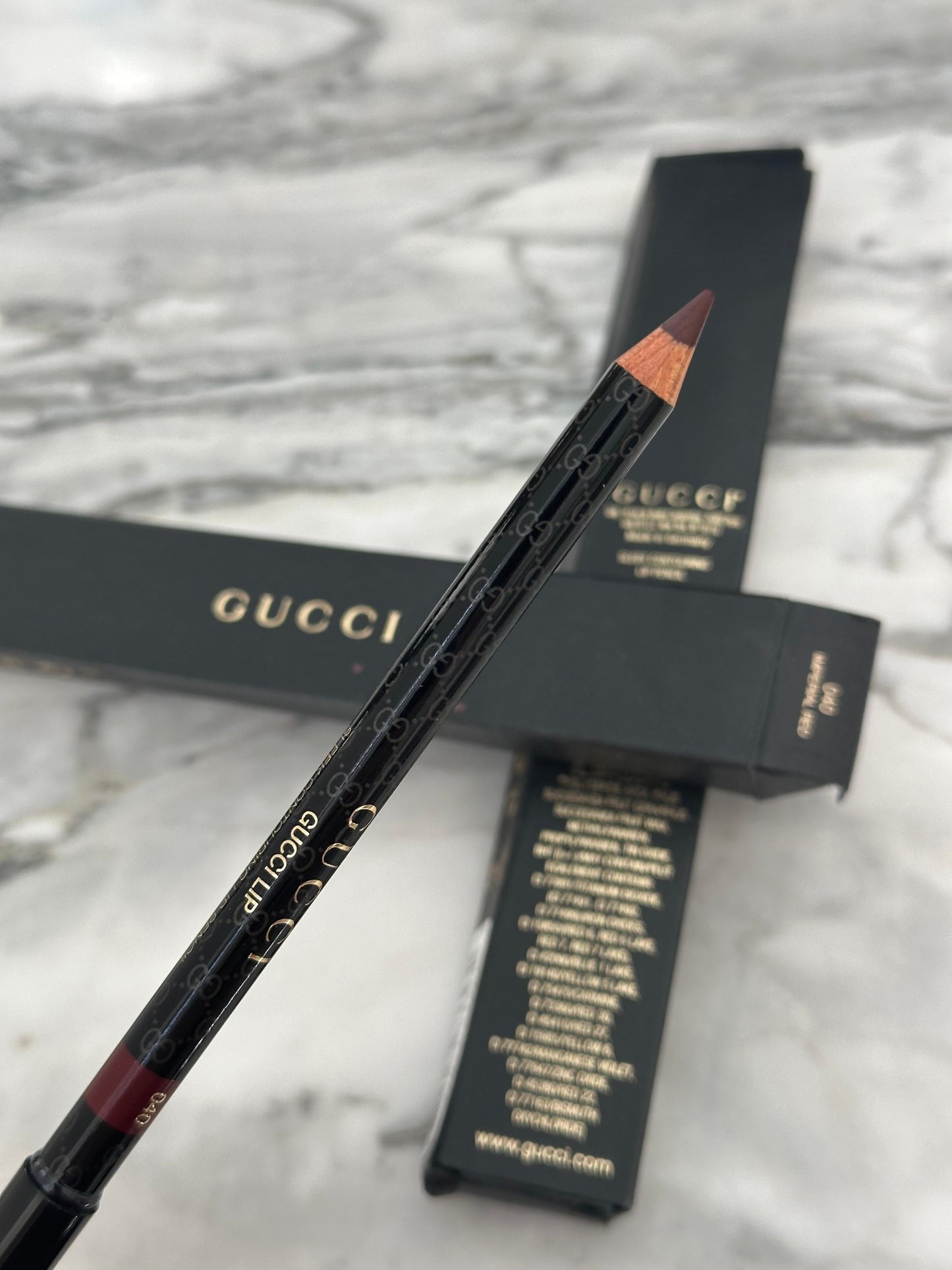 GUCCI Lip - Sleek Contouring Lip Pencil - Imperial Red