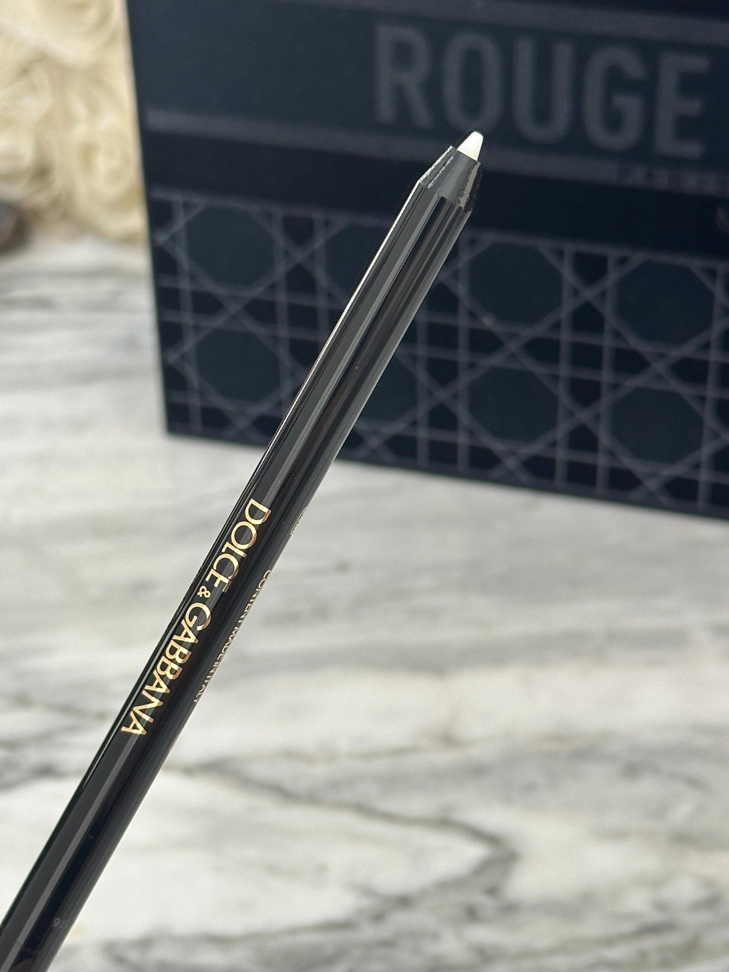 DOLCE&GABBANA
The Lip Definer - Universal Lip Perfector