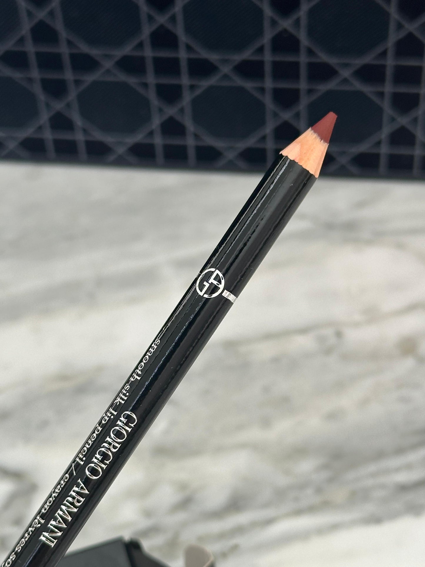 ARMANI Smooth Silk Lip Pencil
Silky, Smooth Color For Perfectly Defined Lips (7)