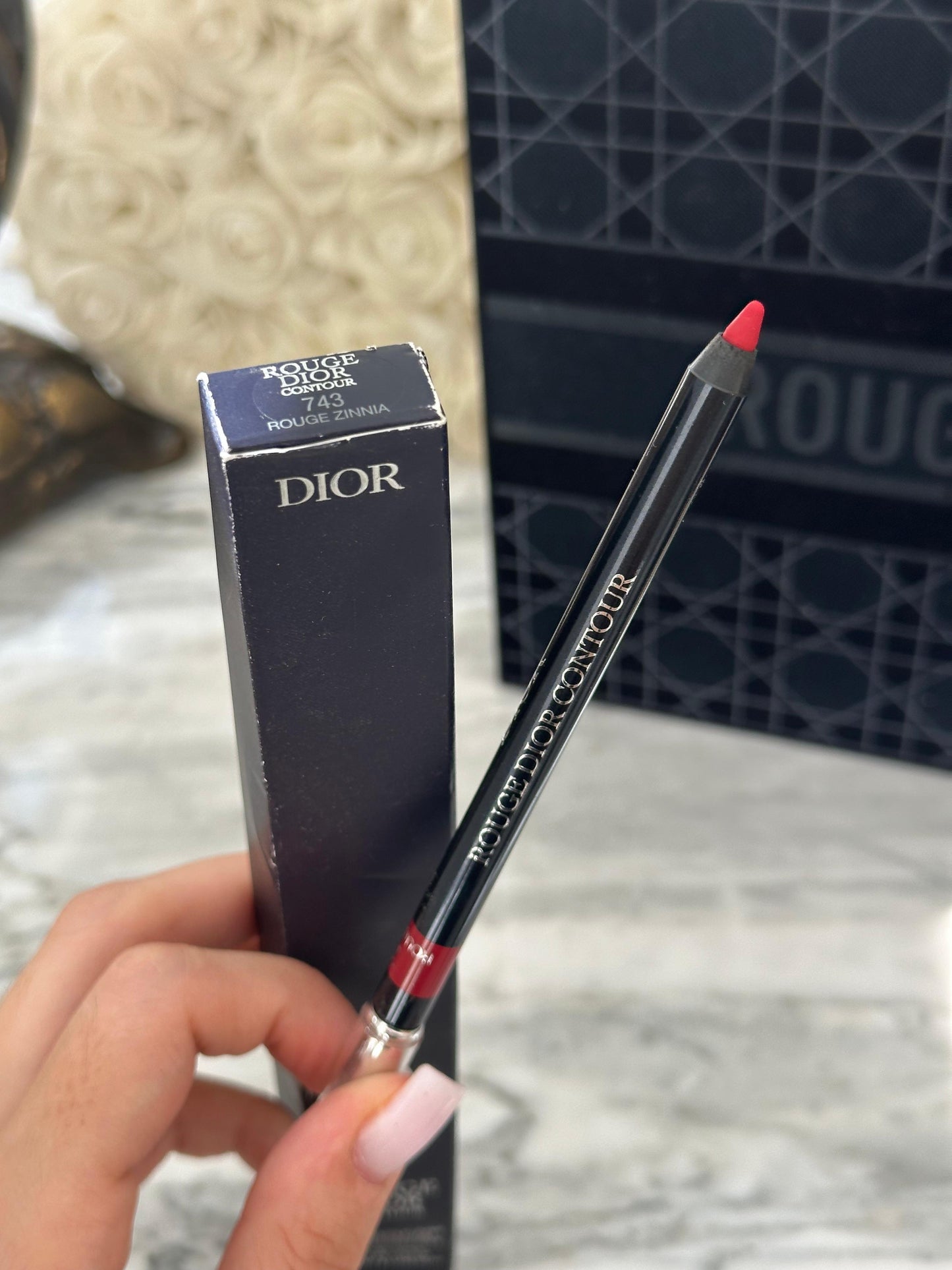 DIOR Rouge Dior Contour Lip Liner (743)
No-Transfer - Comfort and Long Wear