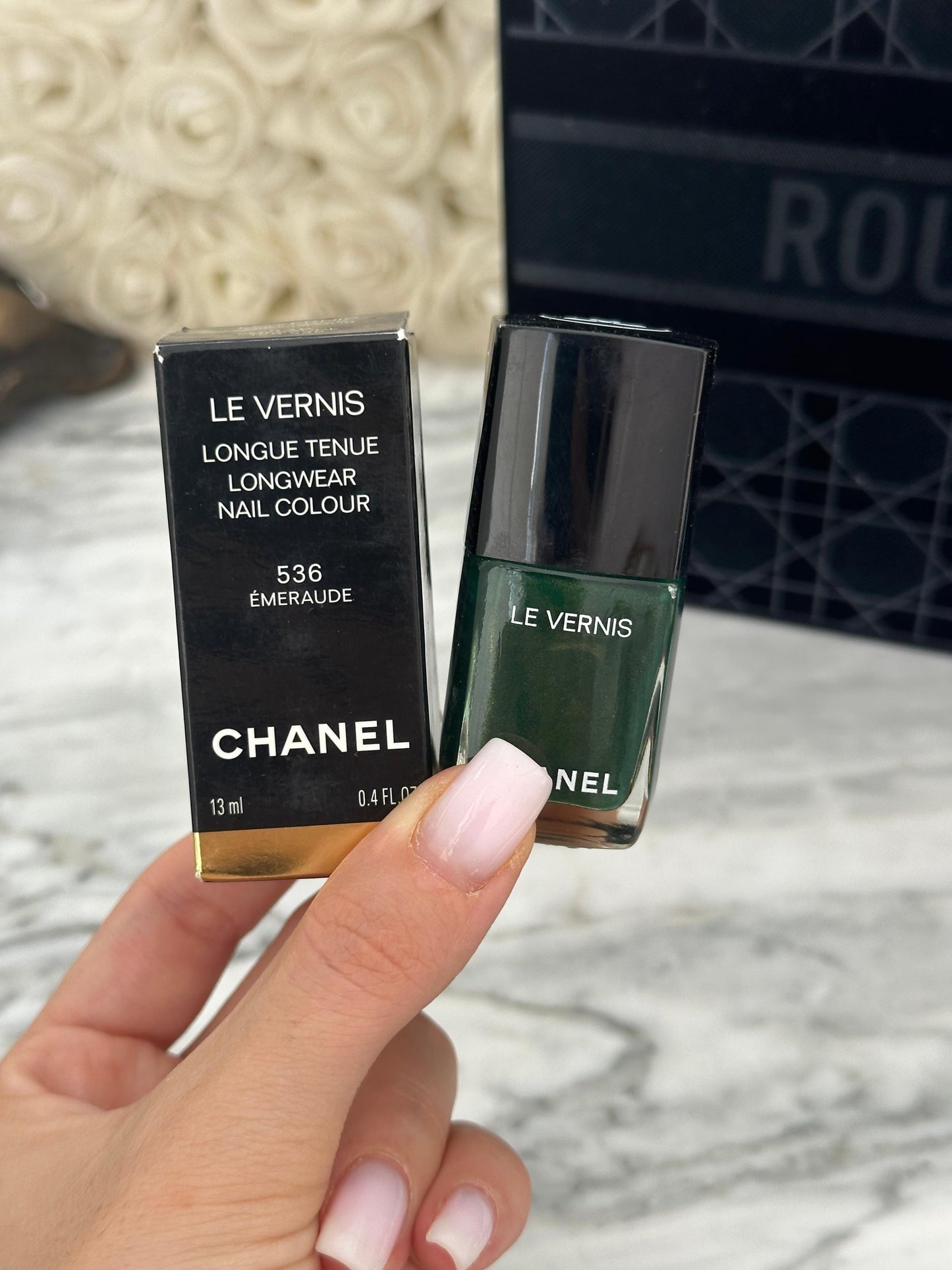 CHANEL Le Vernis
Nail Colour (536)