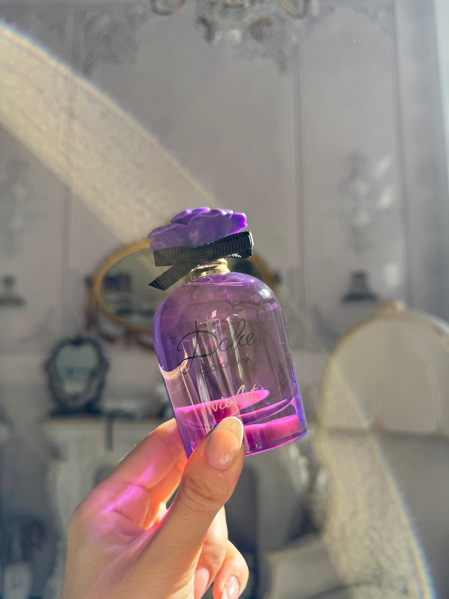 DOLCE&GABBANA Violet Eau De Toilette
Fruity Floral Notes