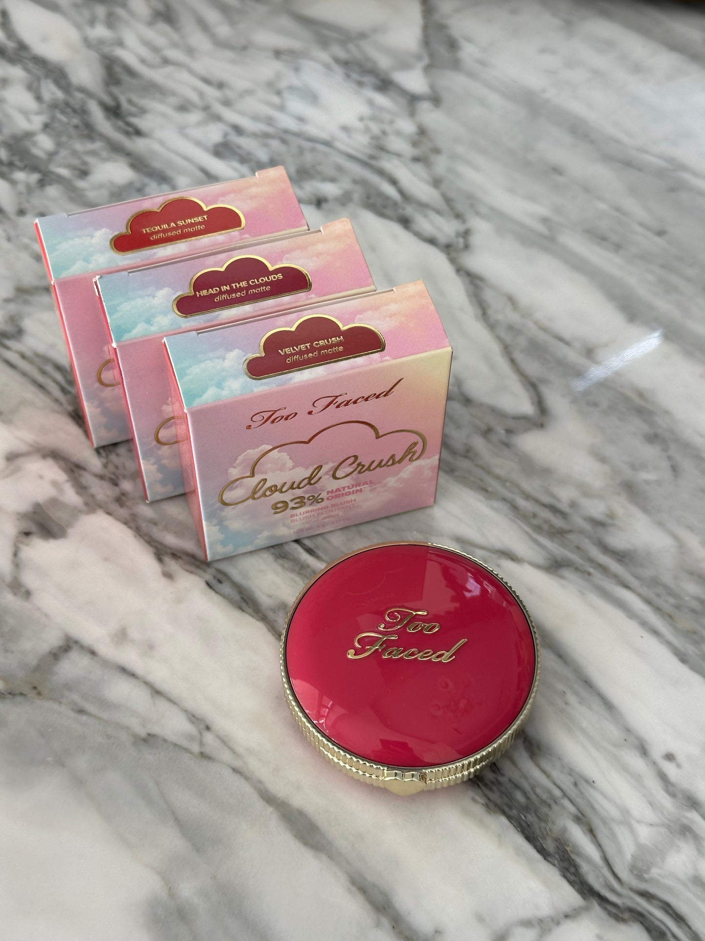 TOO FACED Cloud Crush Blush - Tequila Sunset
Velvety Second-Skin Powder Formula