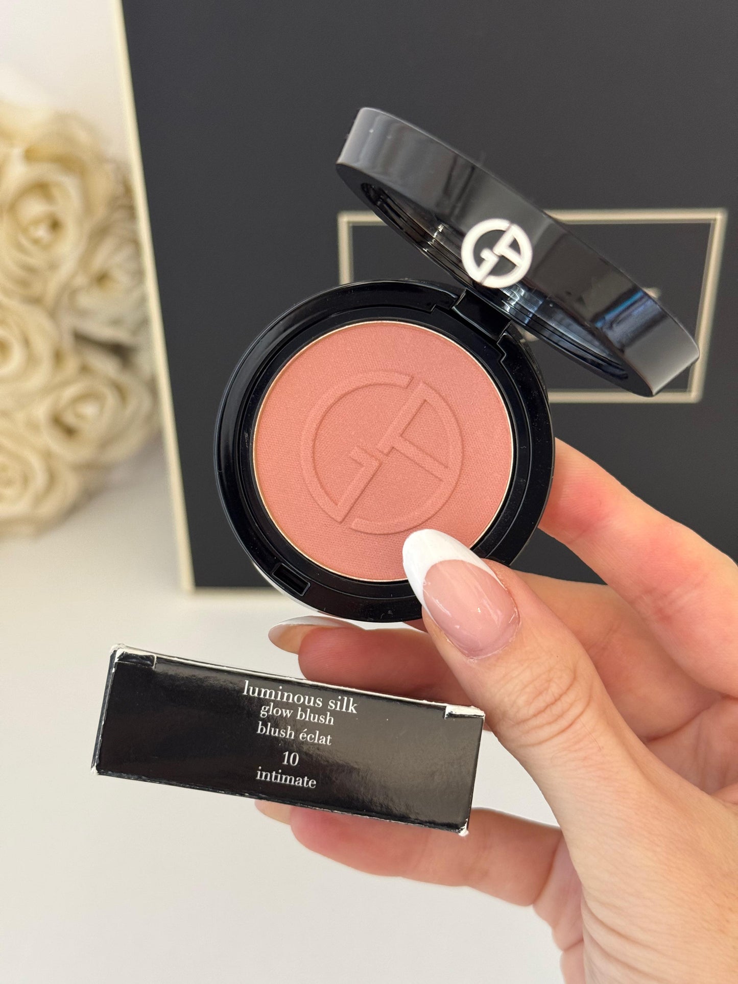 ARMANI Luminous Silk Glow Blush
Powder Blush For Natural Color & Glow (10)