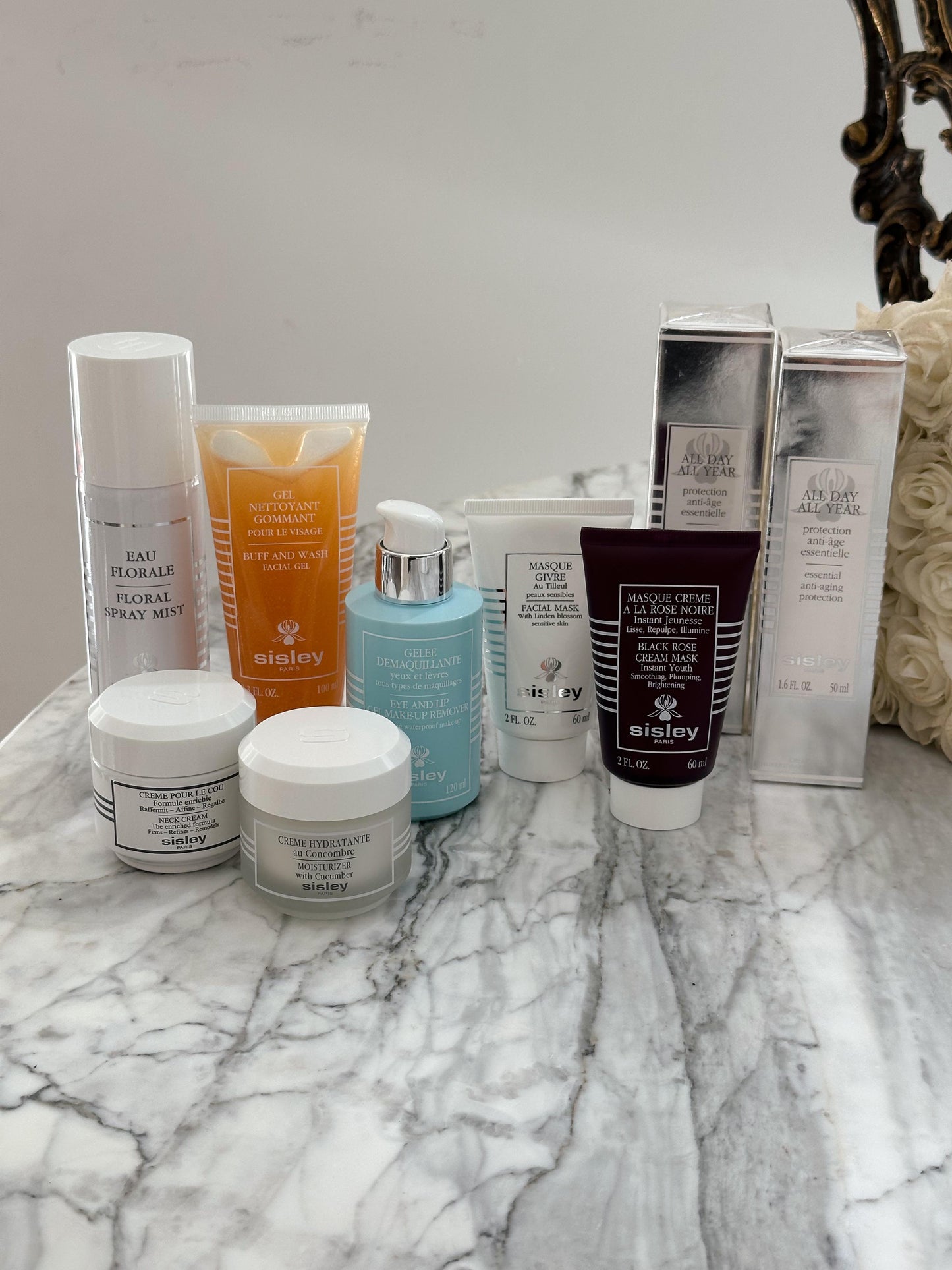 SISLEY Moisturizer With Cucumber -
Softer, More Supple, Well-Hydrated Skin