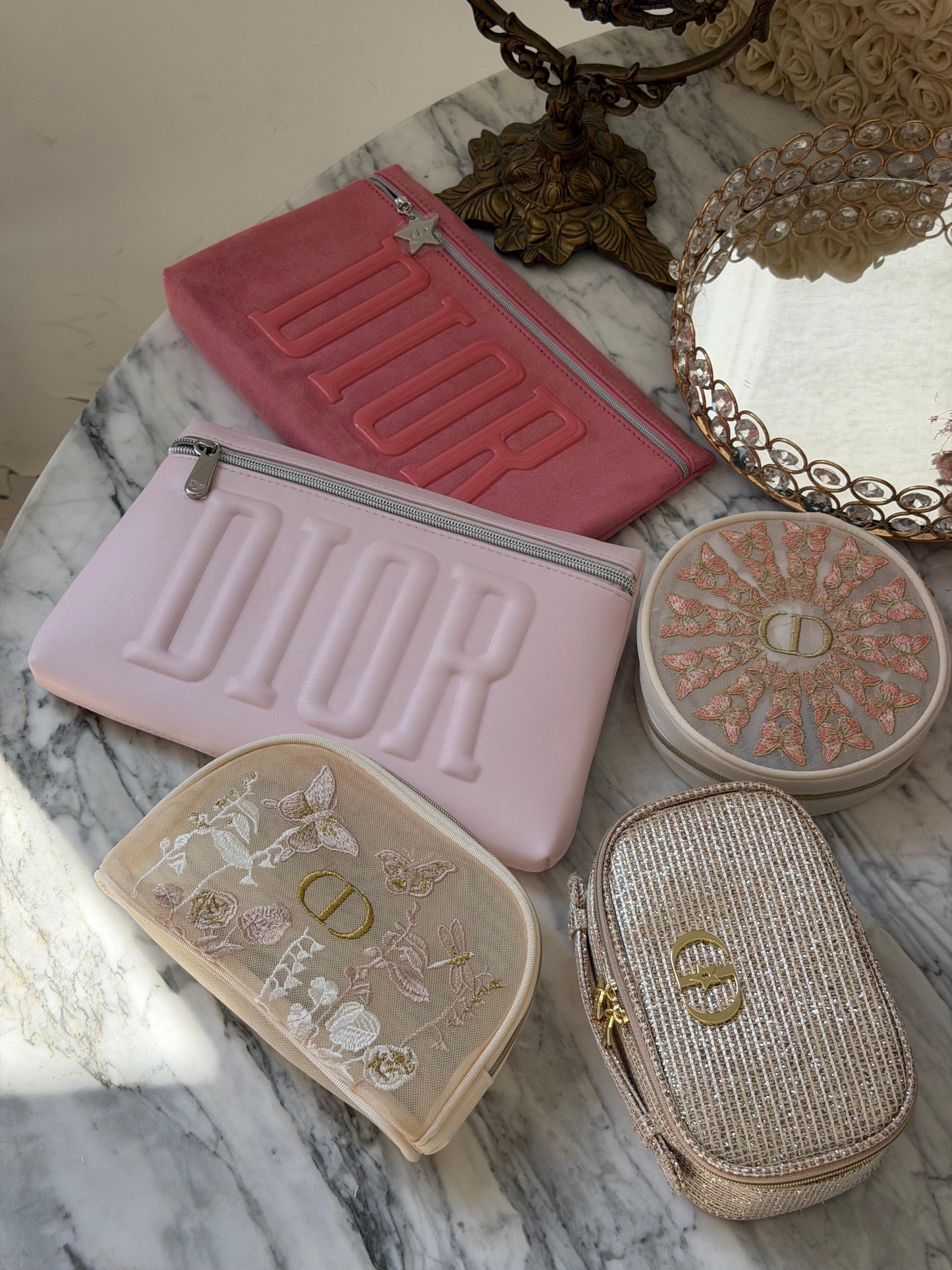 DIOR
Beauty Pink Pouch Gift