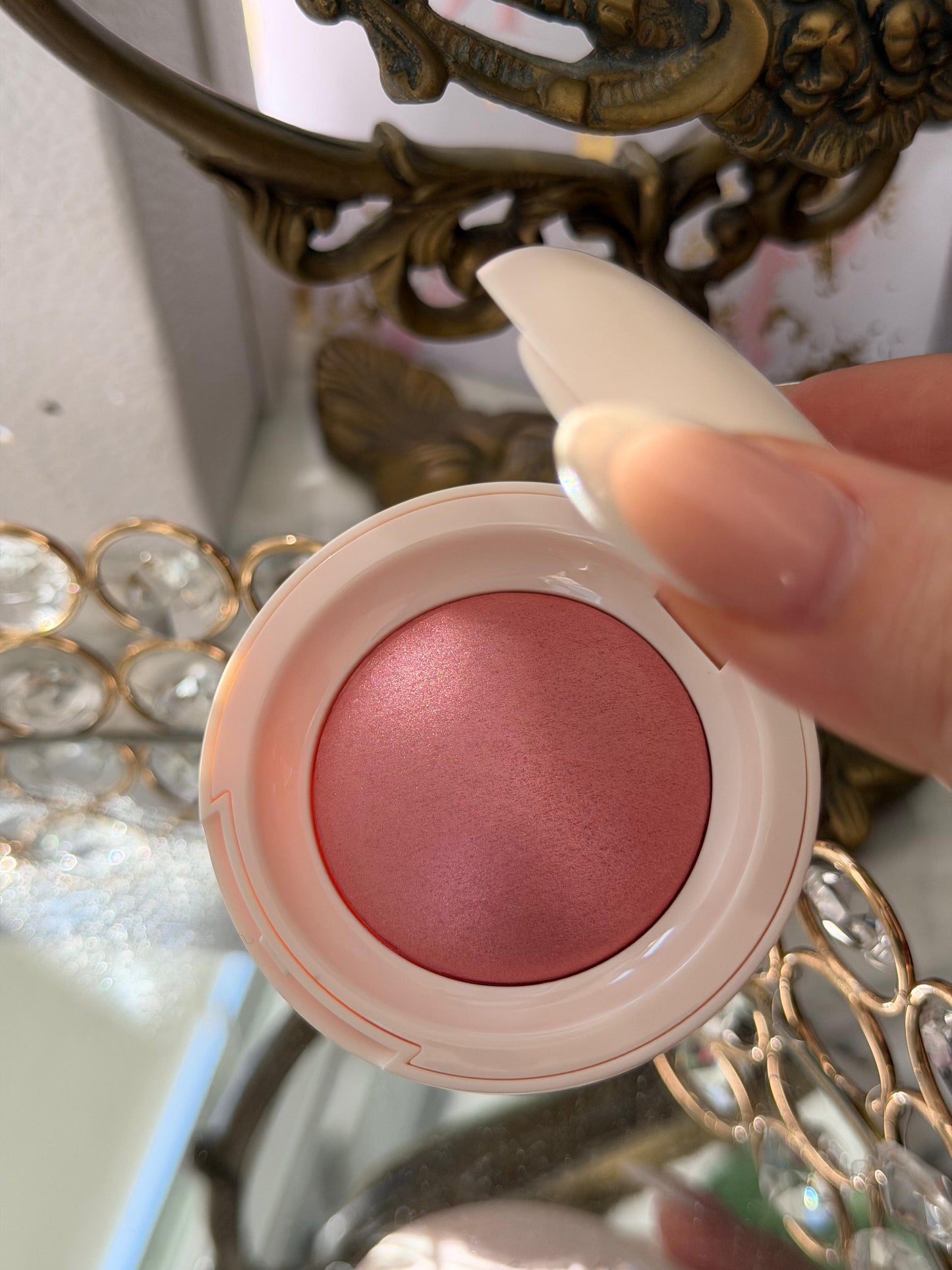 RARE BEAUTY Soft Pinch Luminous Powder Blush - Happy