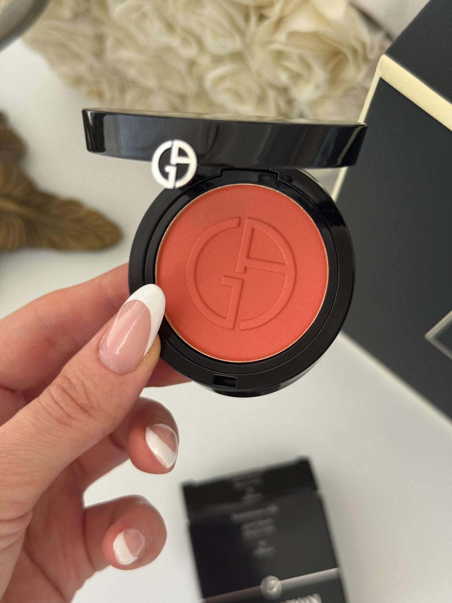 ARMANI Luminous Silk Glow Blush
Powder Blush For Natural Color & Glow (30)