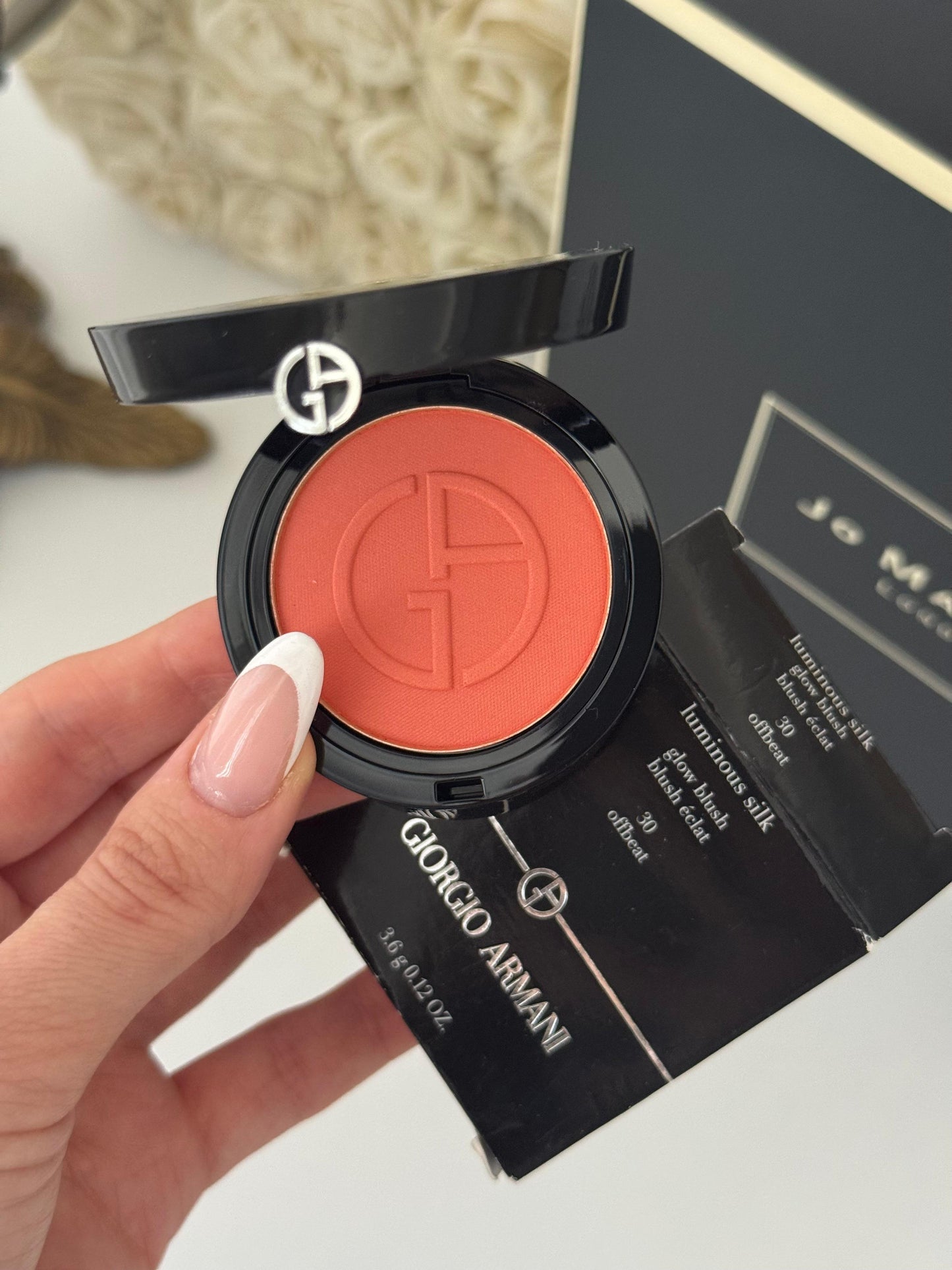 ARMANI Luminous Silk Glow Blush
Powder Blush For Natural Color & Glow (30)