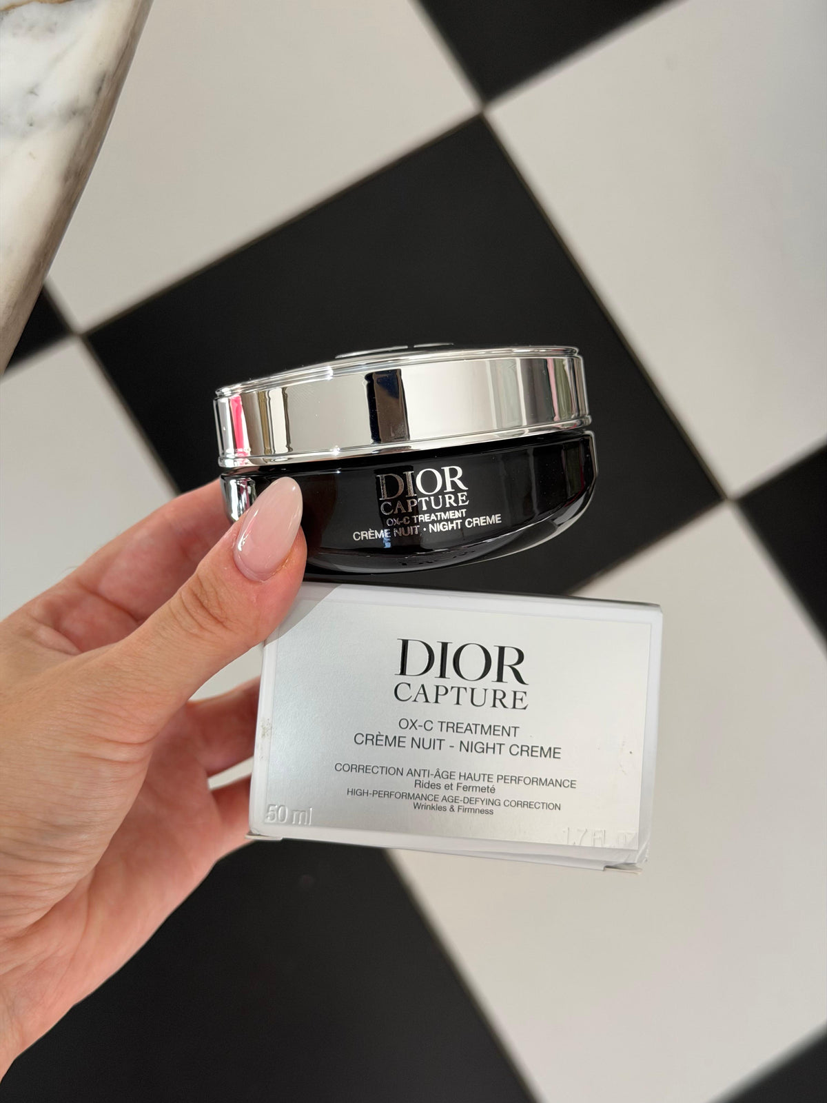 DIOR Capture Night Cream OX-C Treatment
Face Cream - Rich Texture - Age-Defying Correction - Wrinkles and Firmness