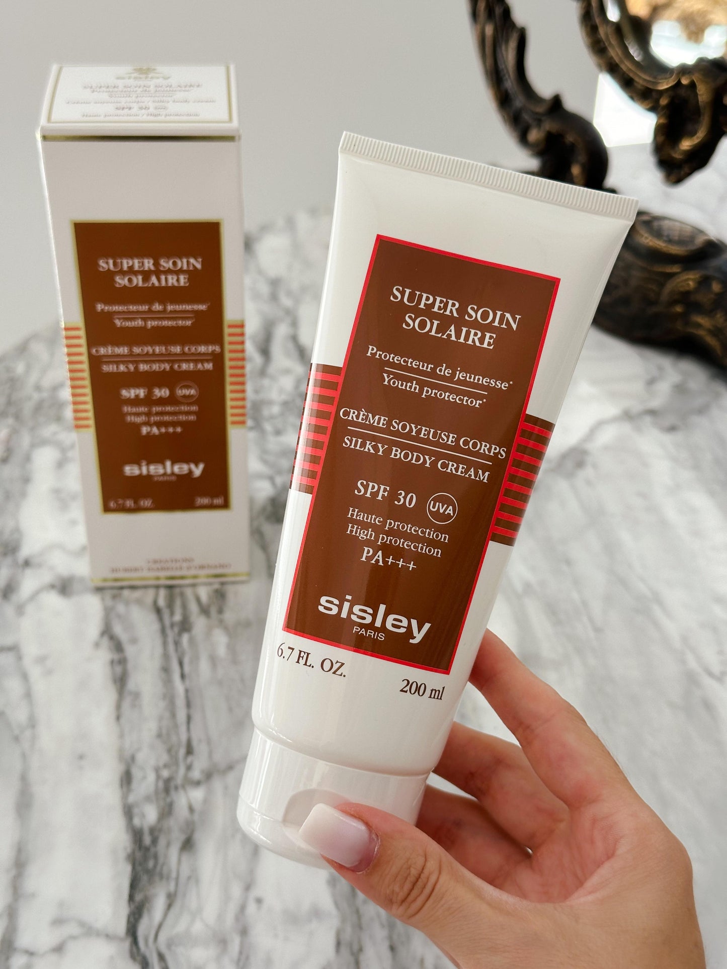 SISLEY Super Soin Solaire Silky Body Cream SPF30 - Youth Protector