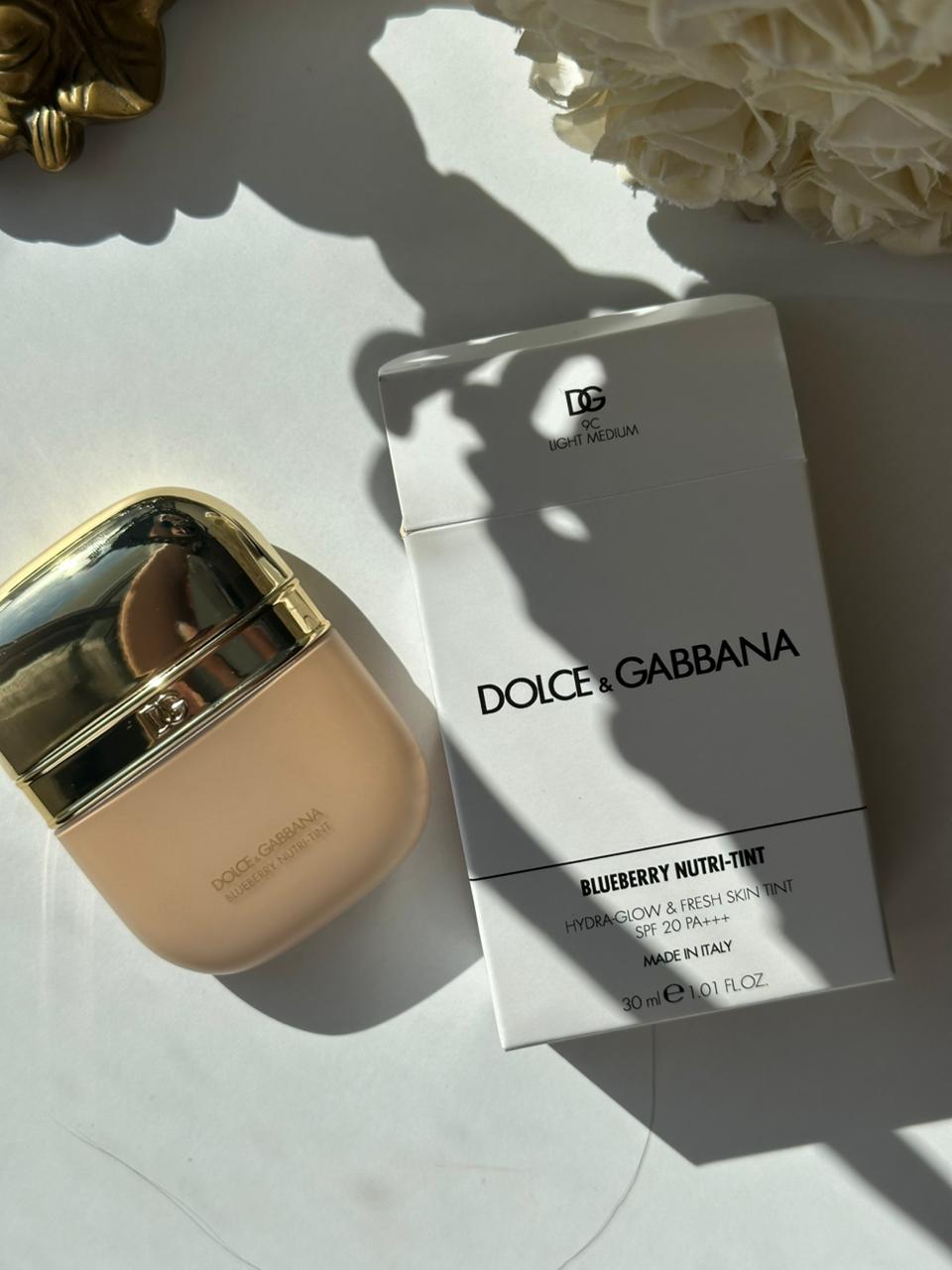 DOLCE&GABBANA Blueberry Nutri-Tint (9C)
Hydra-Glow & Fresh Skin Tint Sunscreen Broad Spectrum SPF20