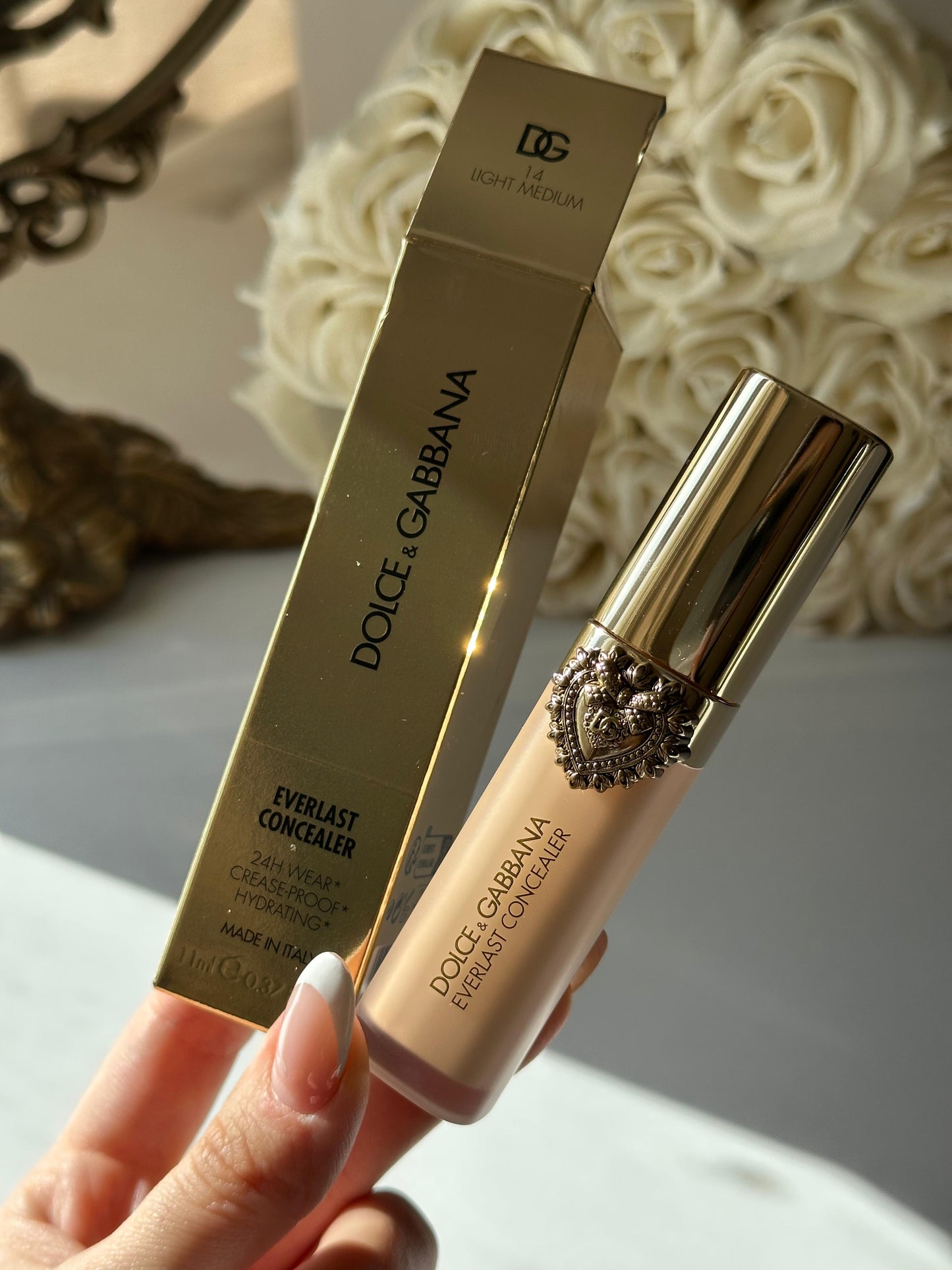 DOLCE&GABBANA Everlast Concealer
24H Wear Crease-Proof Hydrating (14)