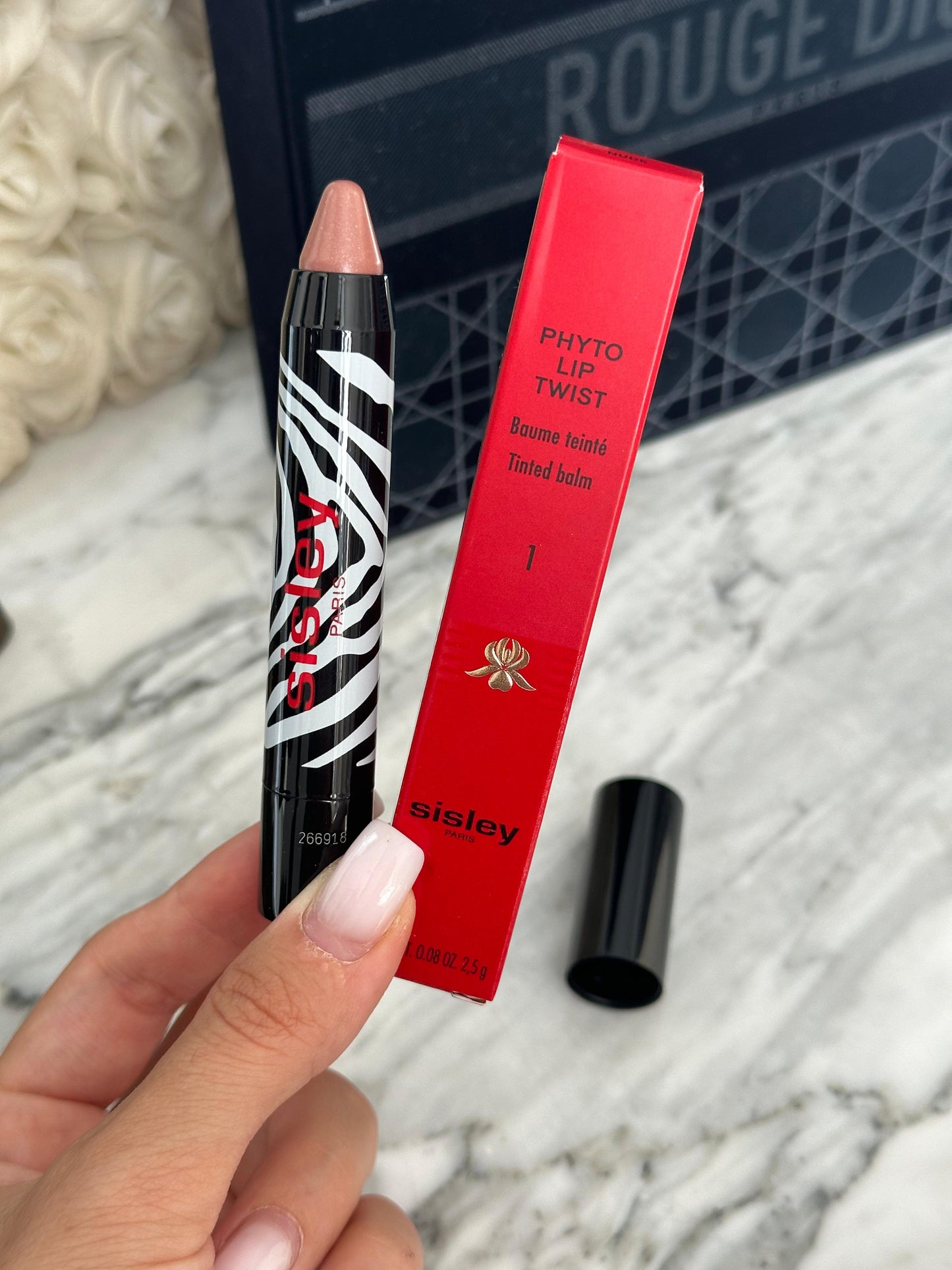 SISLEY Phyto-Lip Twist Tinted Balm (1)