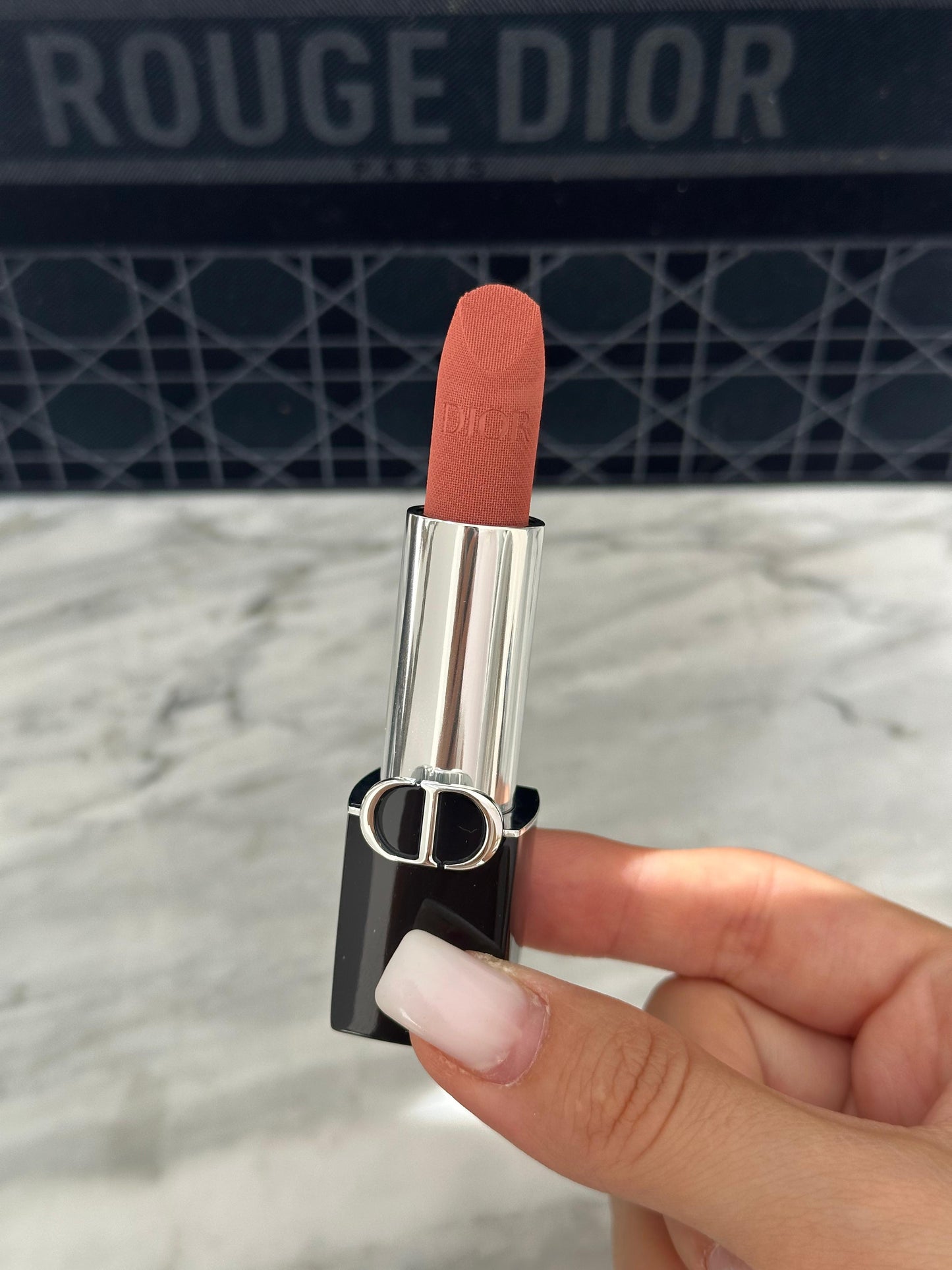 DIOR Rouge (New)
Lipstick Satin, Matte, Velvet Hydrating Floral Lip Care - Long Wear