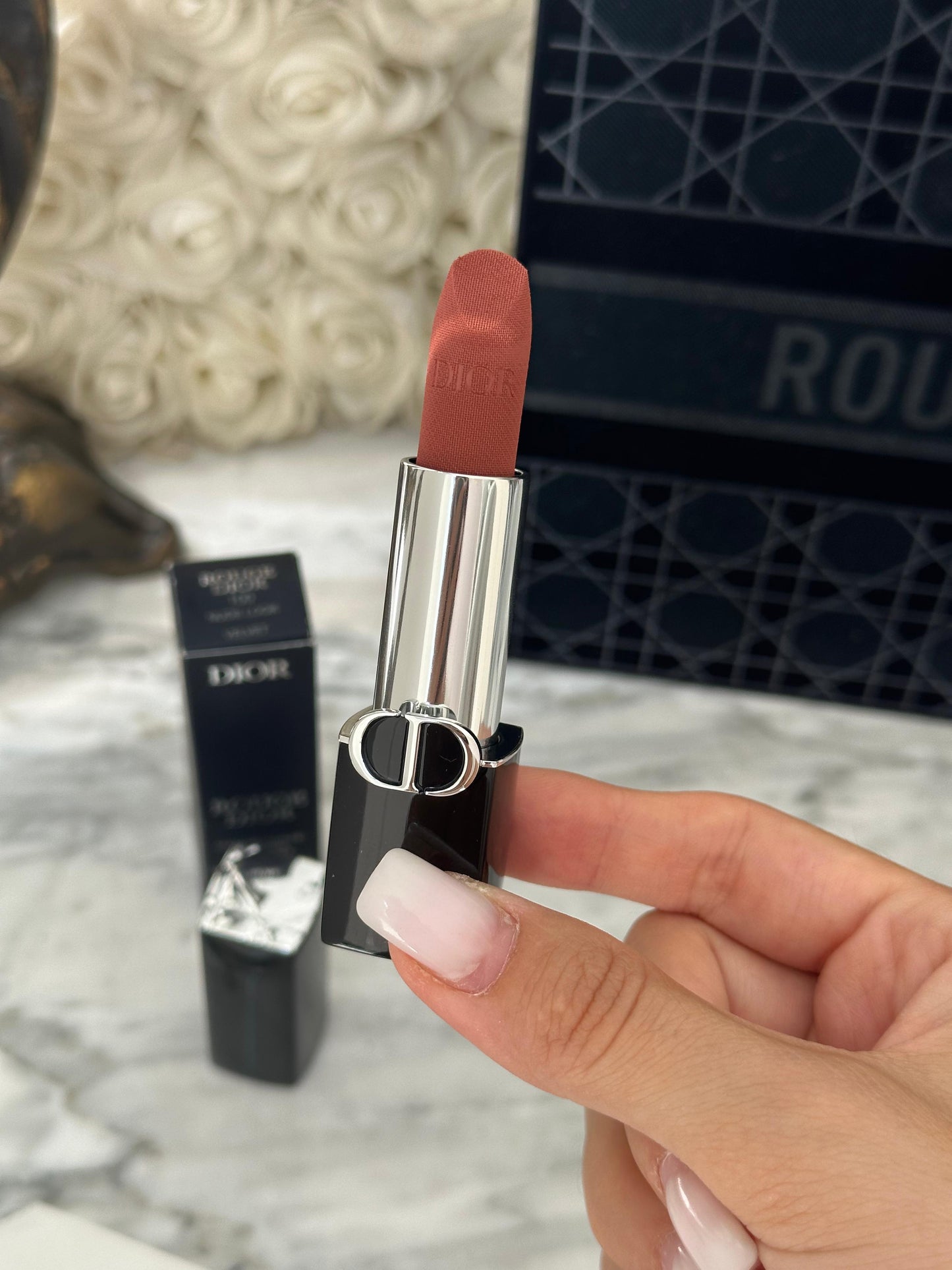 DIOR Rouge (New)
Lipstick Satin, Matte, Velvet Hydrating Floral Lip Care - Long Wear