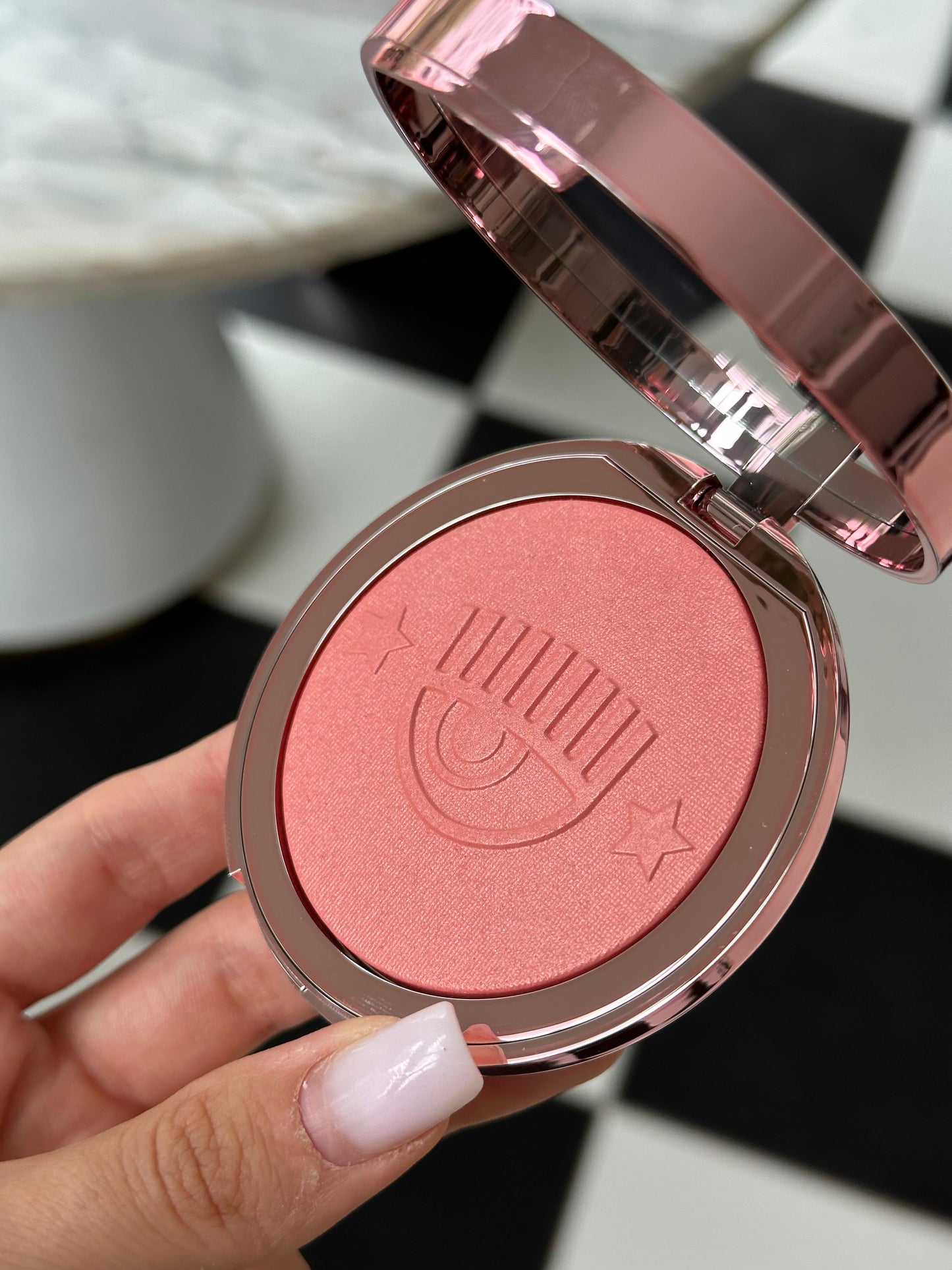 CHIARA FERRAGNI Highlighting Blush - Babe Charming 01