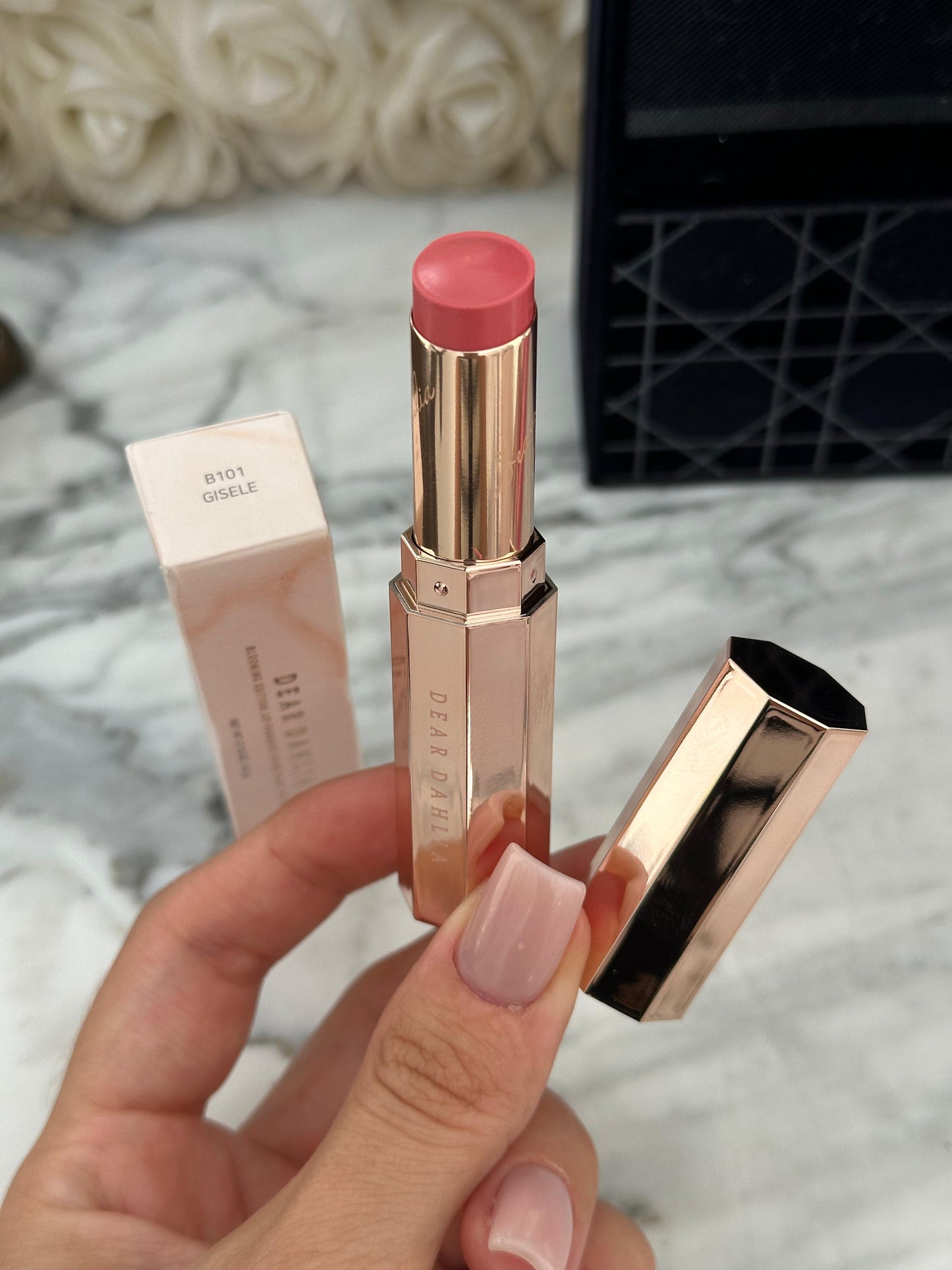 DEAR DAHLIA Blooming Edition - Gisele
Lip Paradise Color Balm - Lip Balm