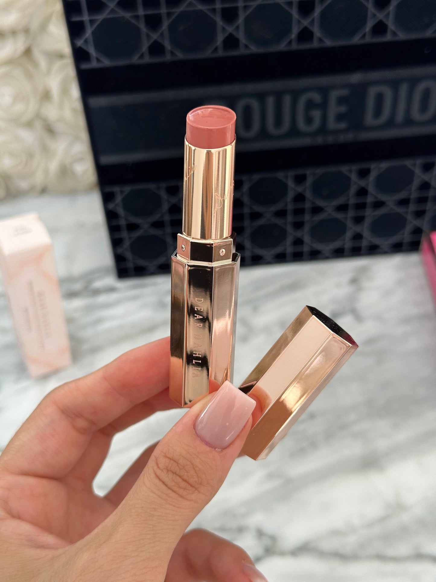 DEAR DAHLIA Blooming Edition
Lip Paradise Color Balm - Lip Balm