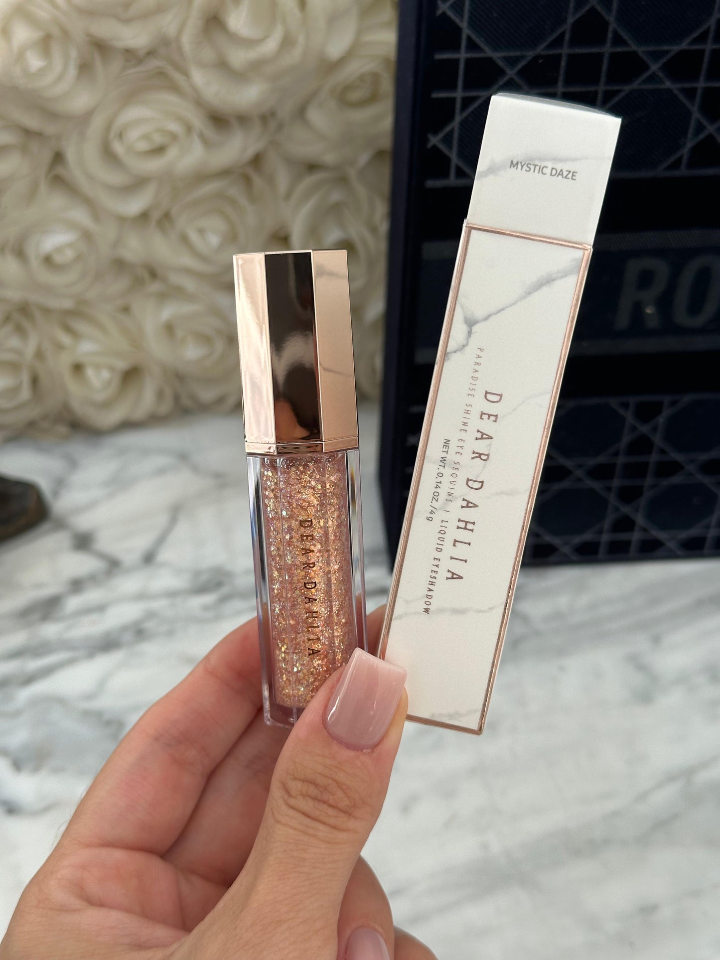 DEAR DAHLIA Paradise Shine Eye Sequins - Liquid Eyeshadow