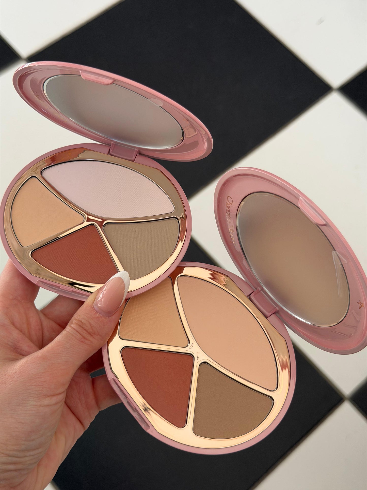 CHARLOTTE TILBURY 4 Colors Creamy Contour (Blush&Bronzer) Palette (04)