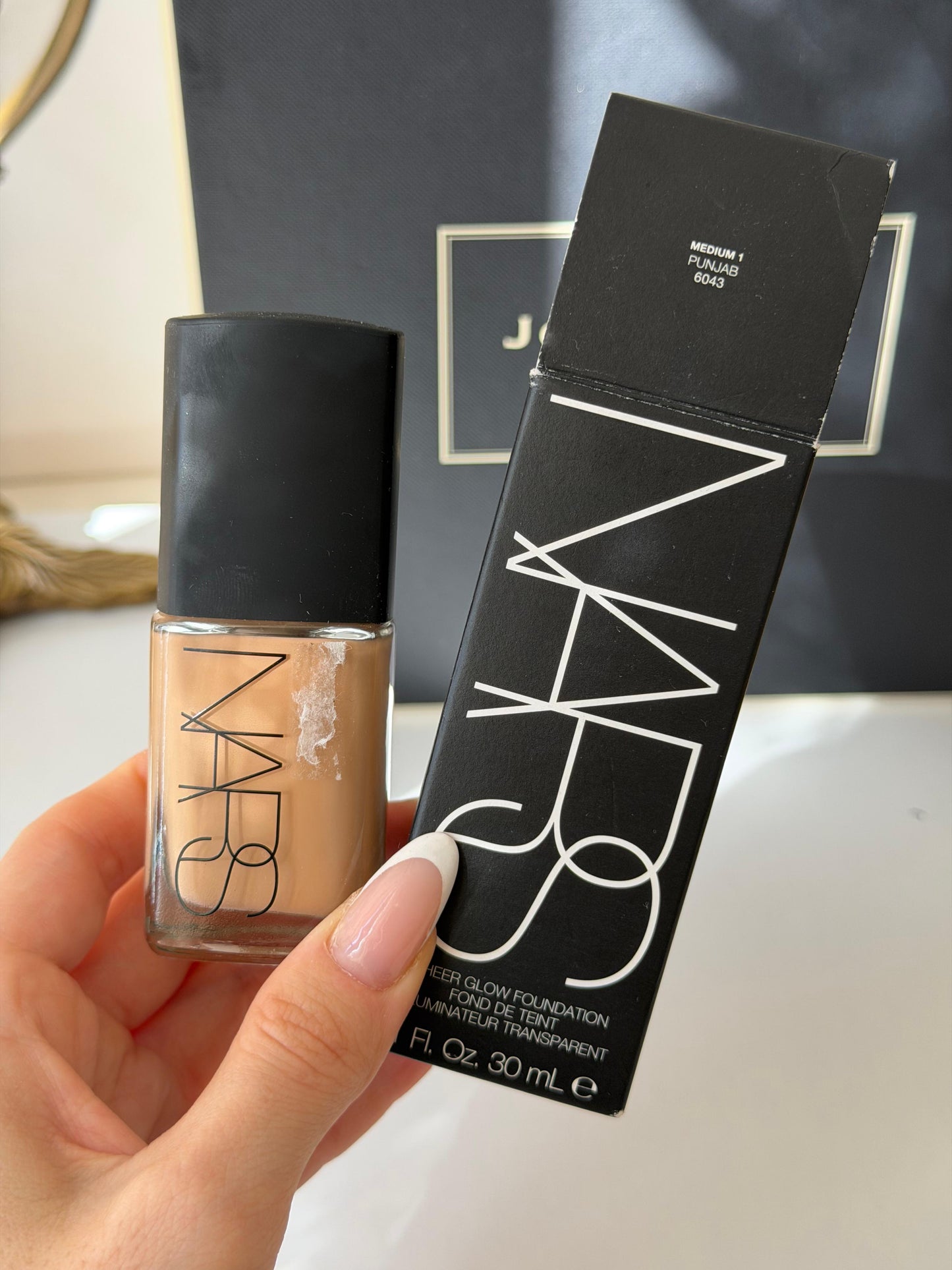 NARS Sheer Glow Foundation - Punjab