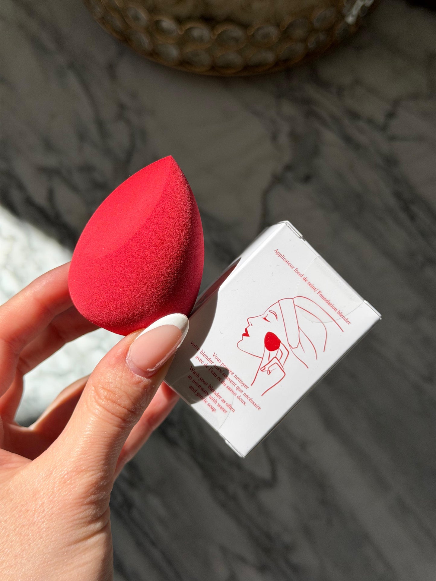 CLARINS Sponge Foundation Blender