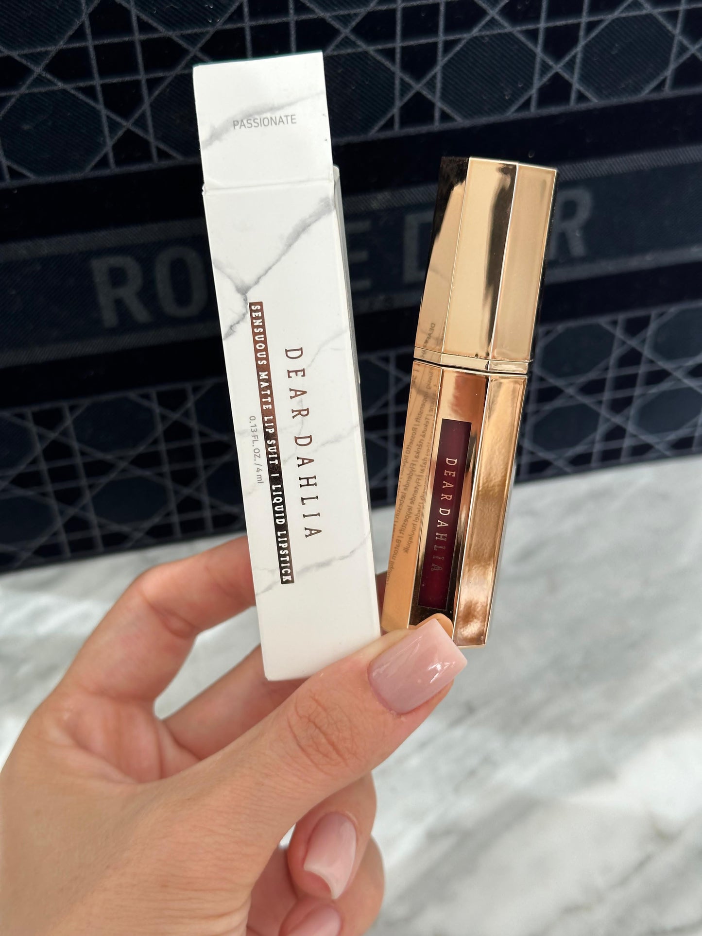 DEAR DAHLIA Sensuous Matte Lip Suit Liquid Lipstick - Passionate