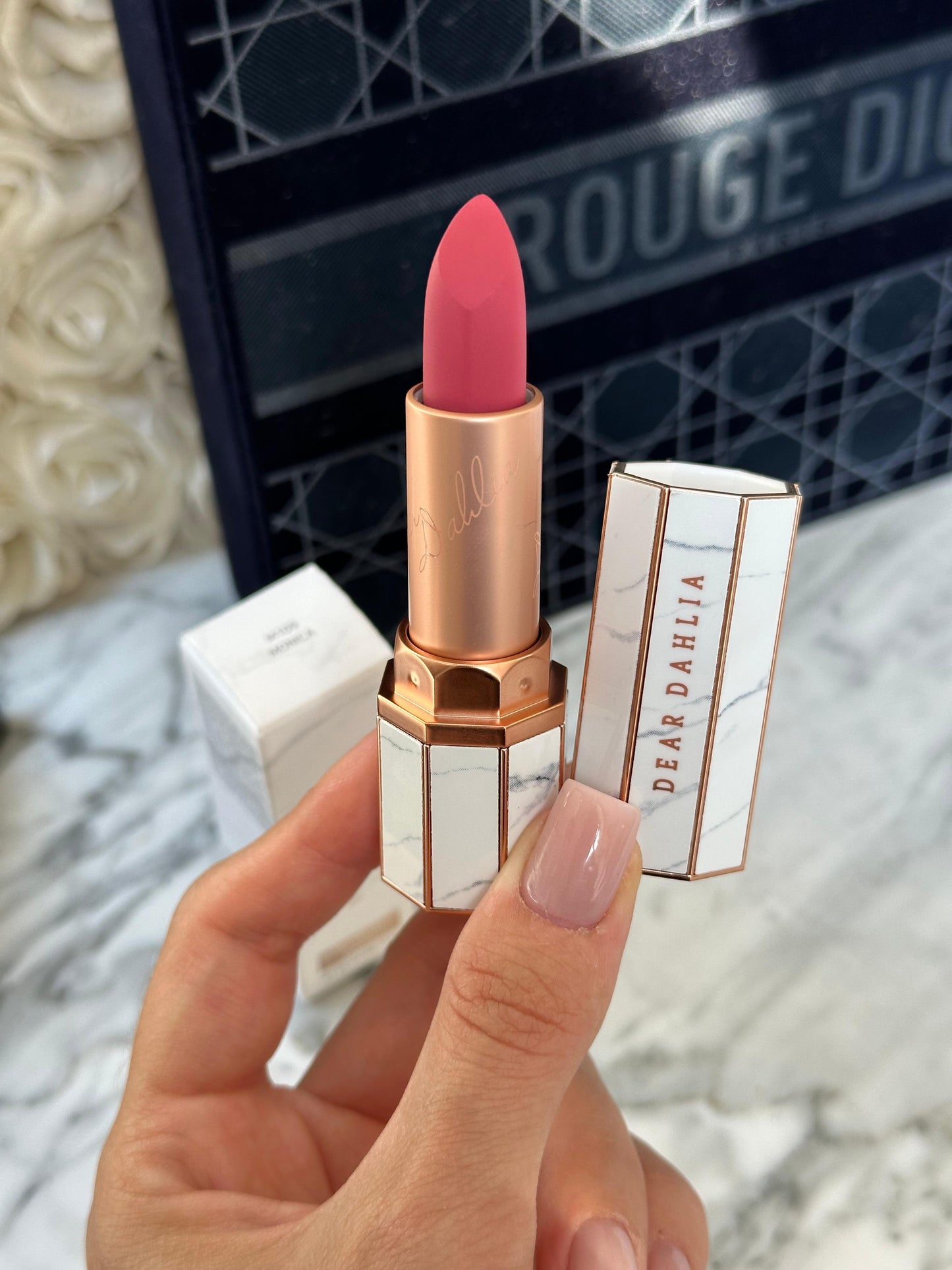 DEAR DAHLIA Lip Paradise Effortless Matte Lipstick