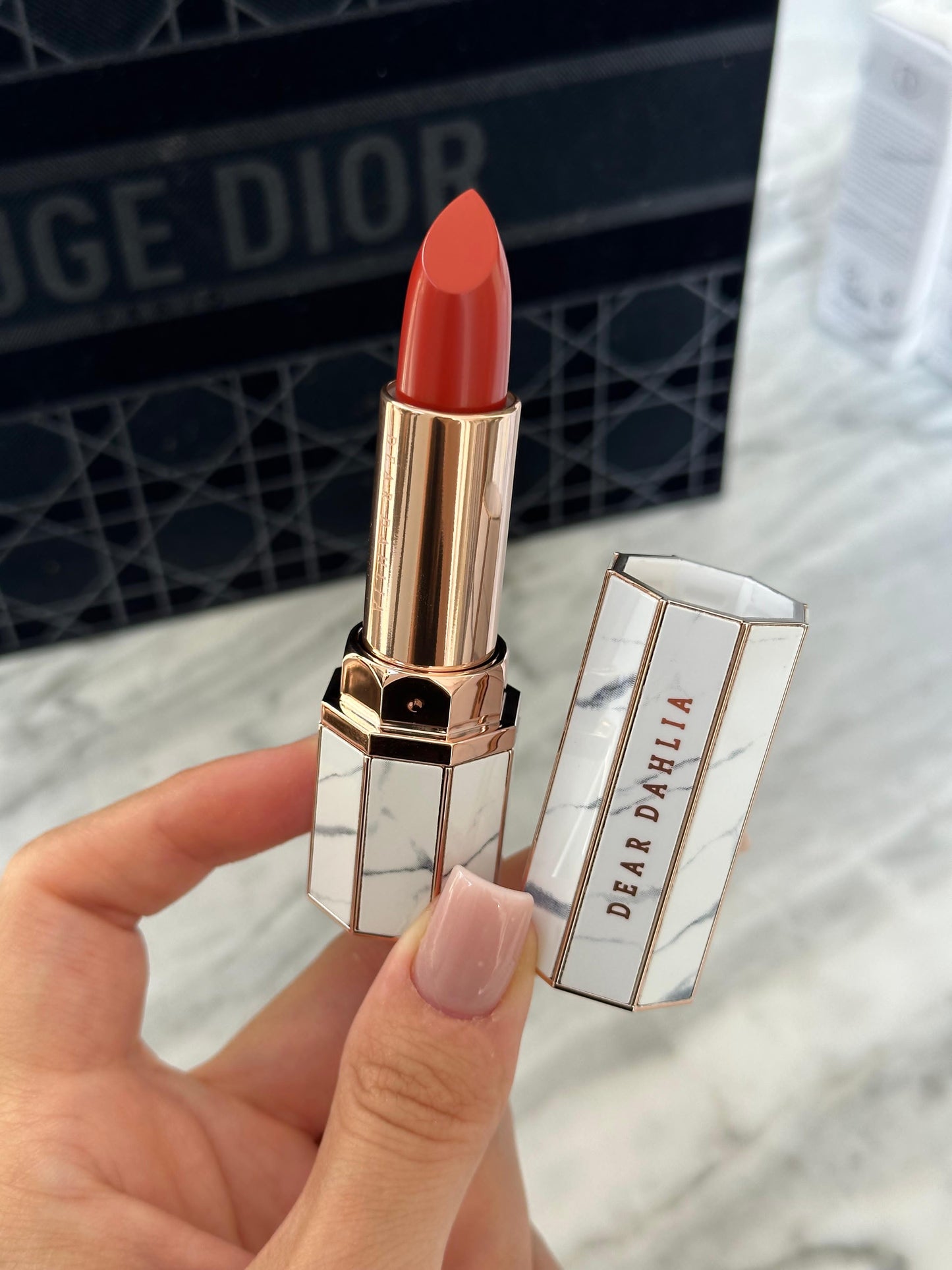 DEAR DAHLIA Lip Paradise Intense Satin Lipstick