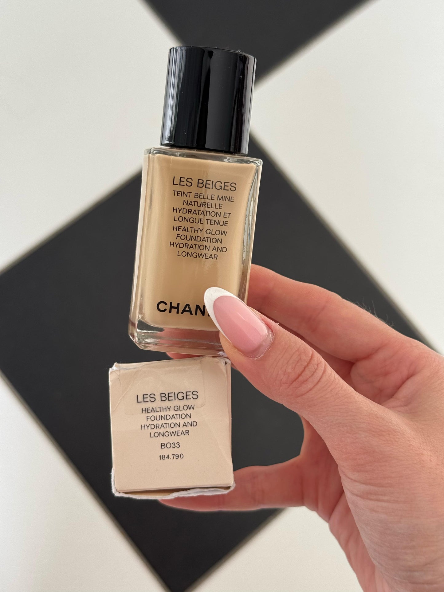 CHANEL Les Beiges
Healthy Glow Foundation Hydration and Longwear